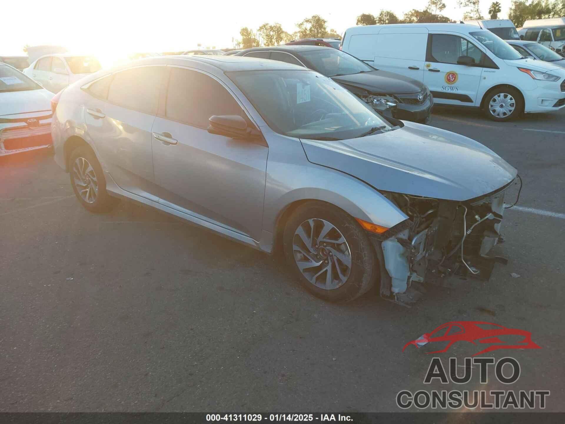 HONDA CIVIC SEDAN 2018 - 2HGFC2F72JH594669