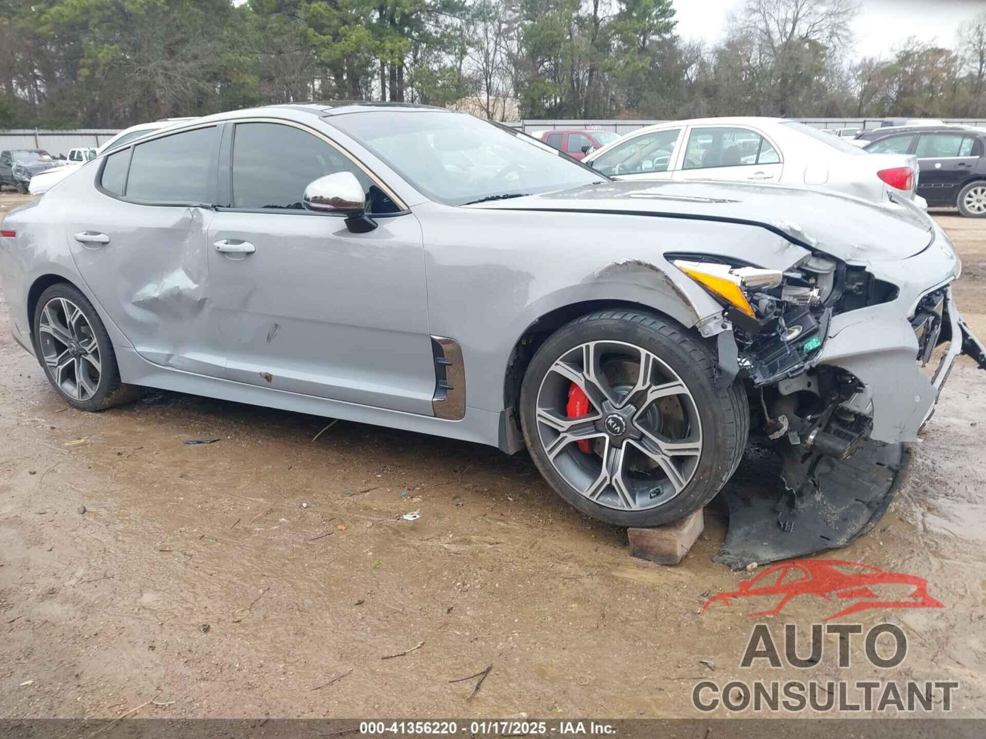 KIA STINGER 2018 - KNAE55LC7J6017223