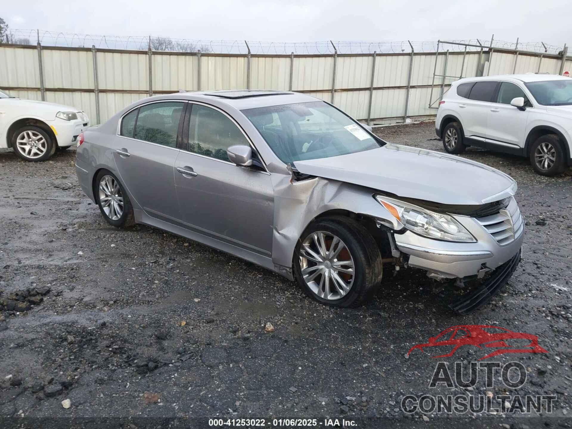 HYUNDAI GENESIS 2012 - KMHGC4DD5CU198156