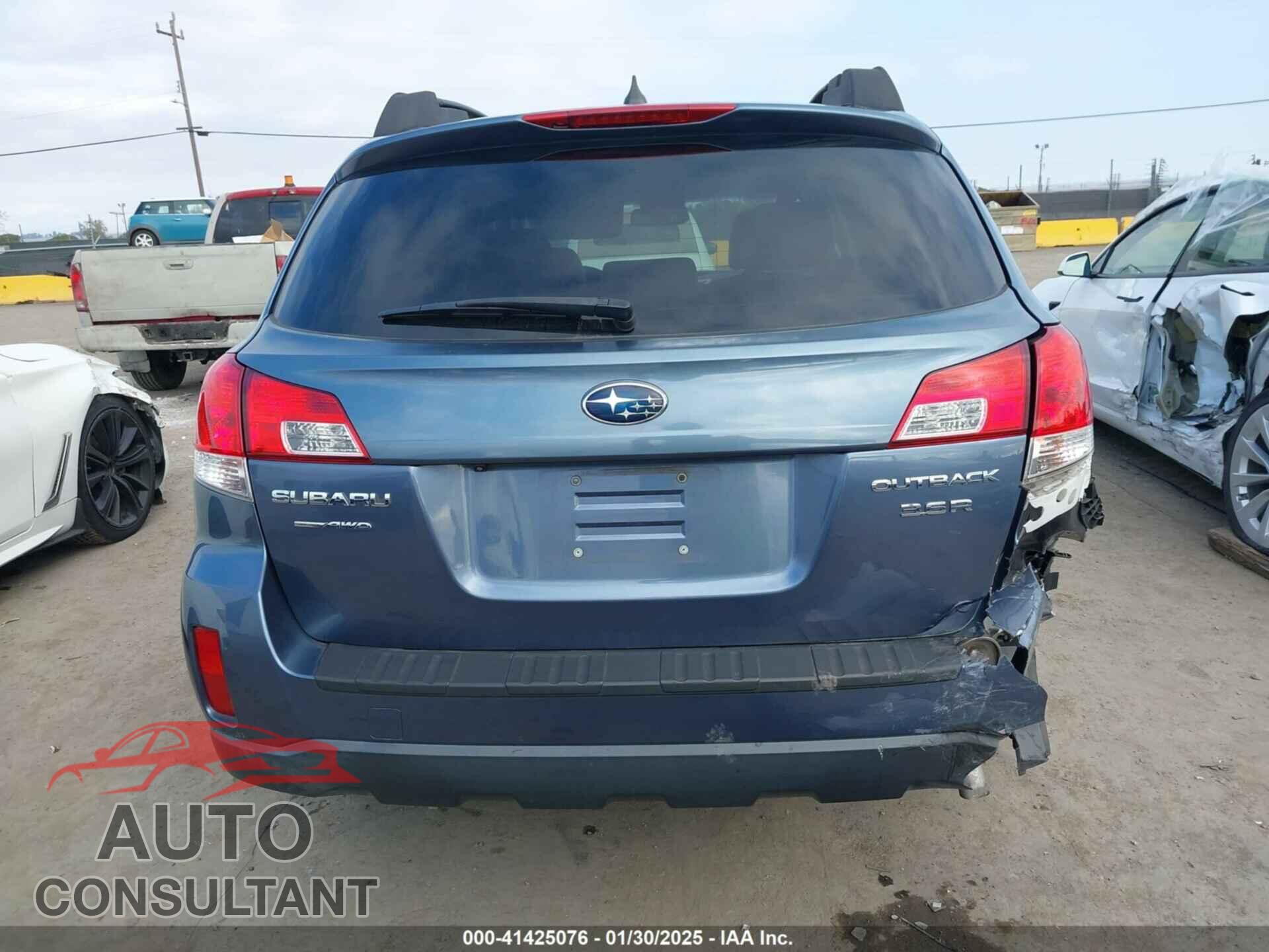 SUBARU OUTBACK 2013 - 4S4BRDKC8D2251500