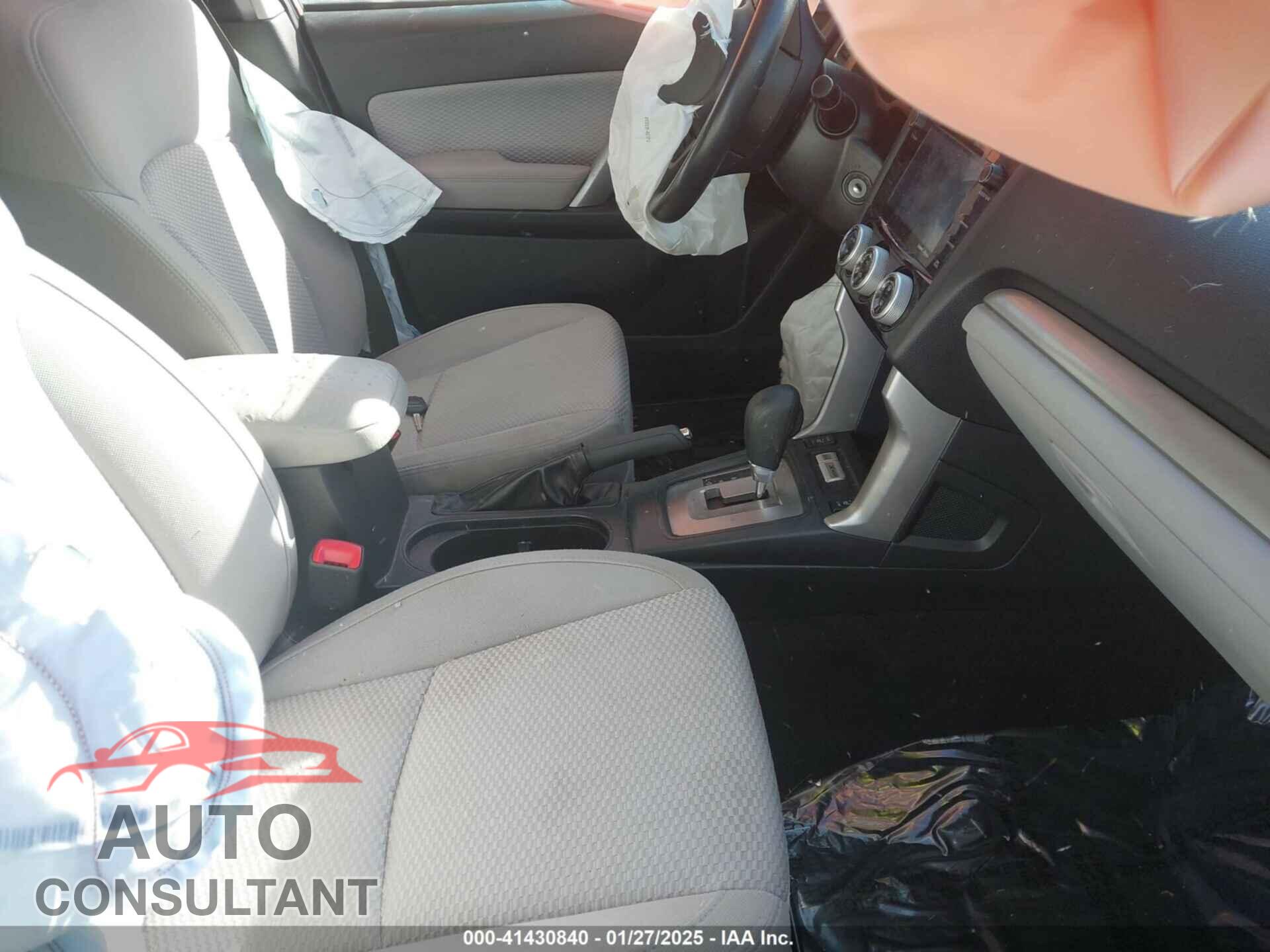 SUBARU FORESTER 2017 - JF2SJAEC1HH527963