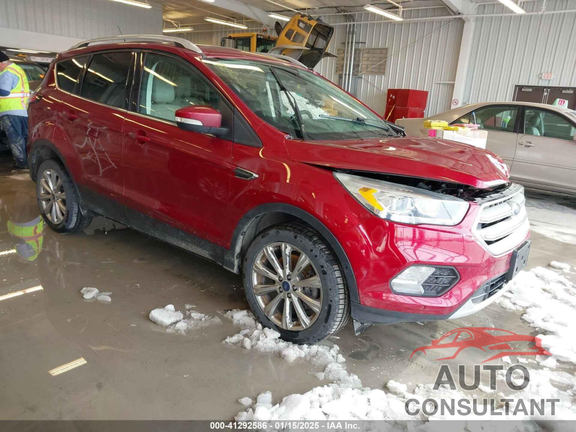 FORD ESCAPE 2018 - 1FMCU9J97JUB54066