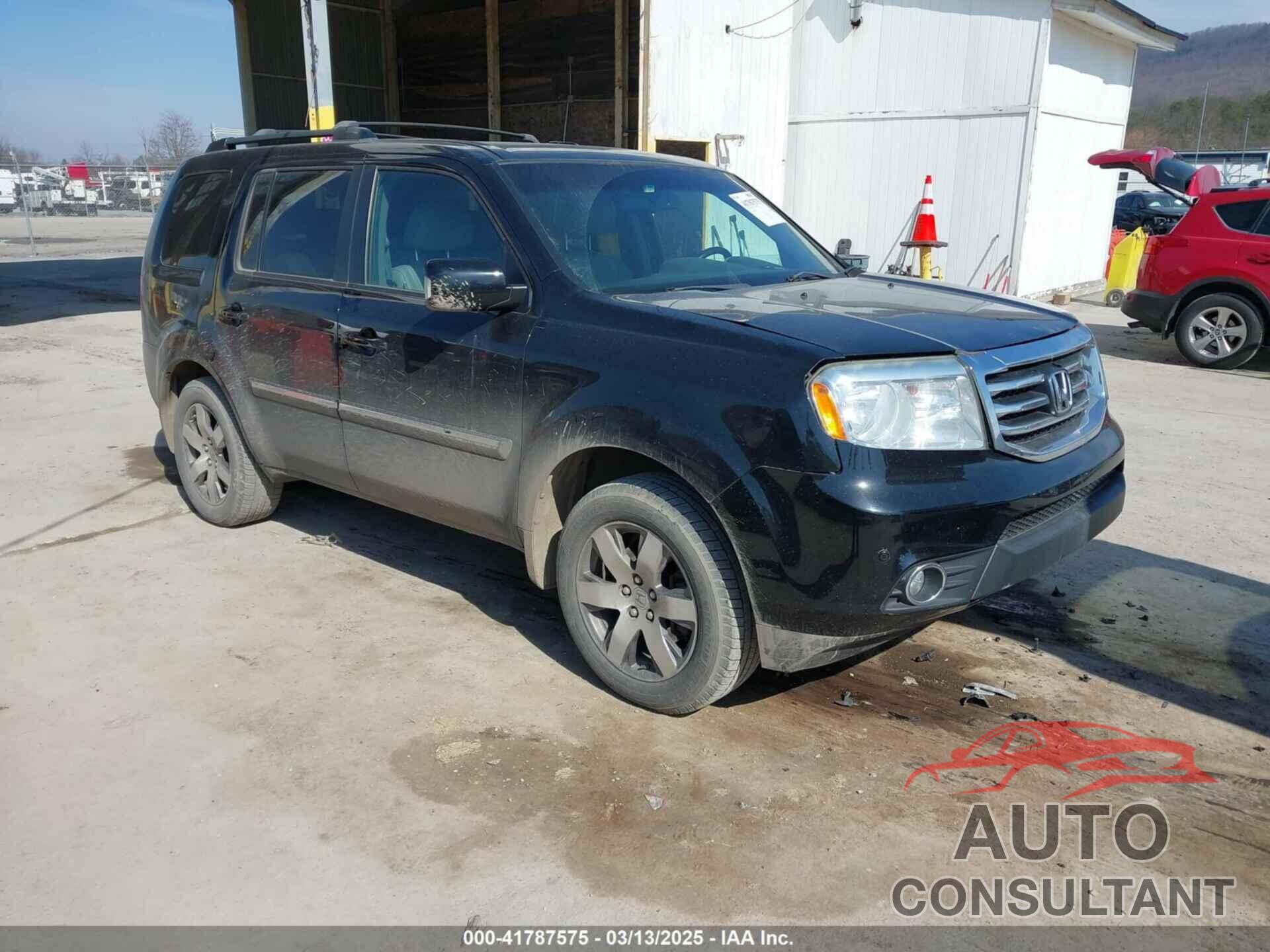 HONDA PILOT 2013 - 5FNYF4H96DB080116
