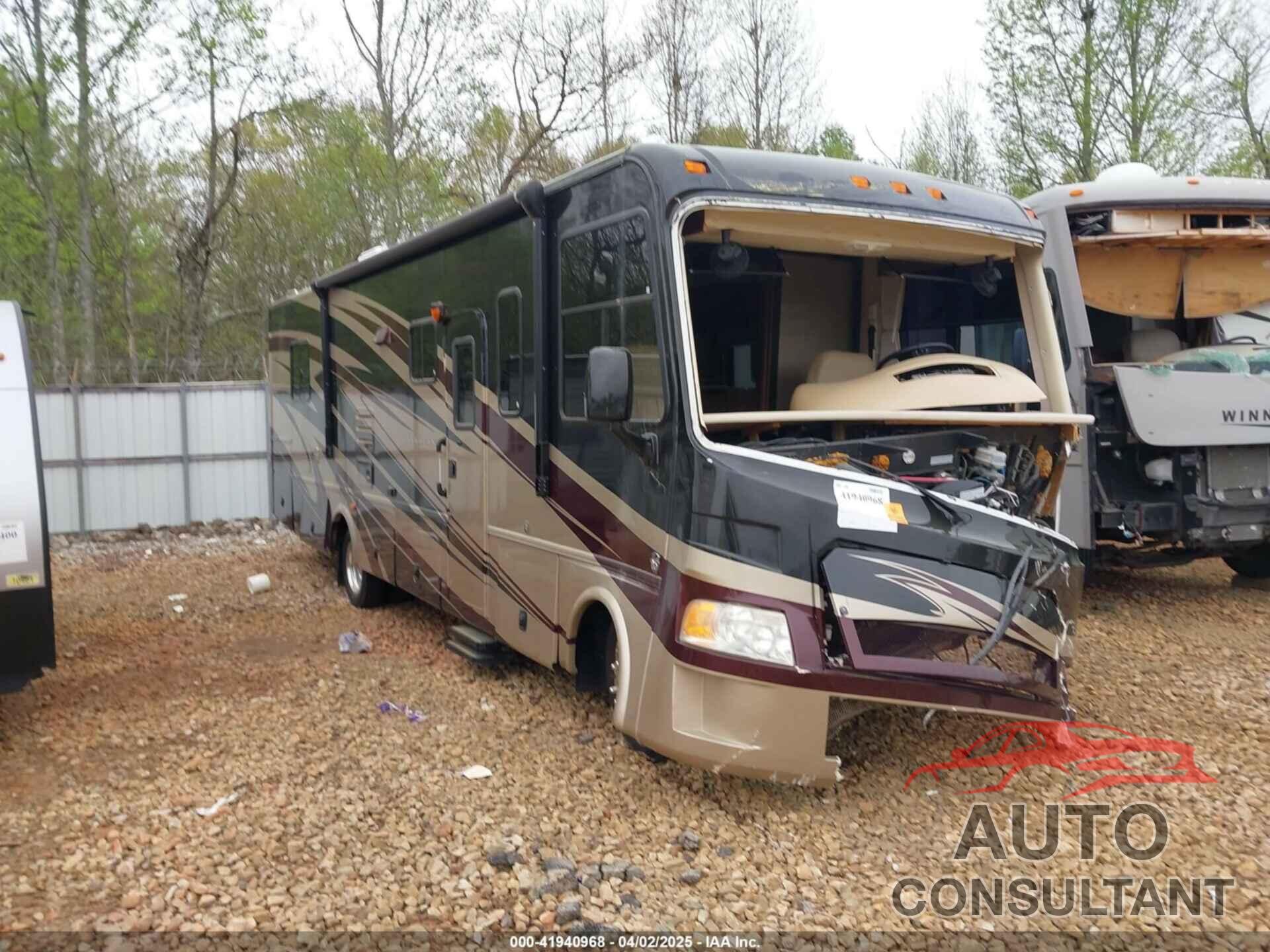 FORD F53 2011 - 1F65F5DY3B0A03952