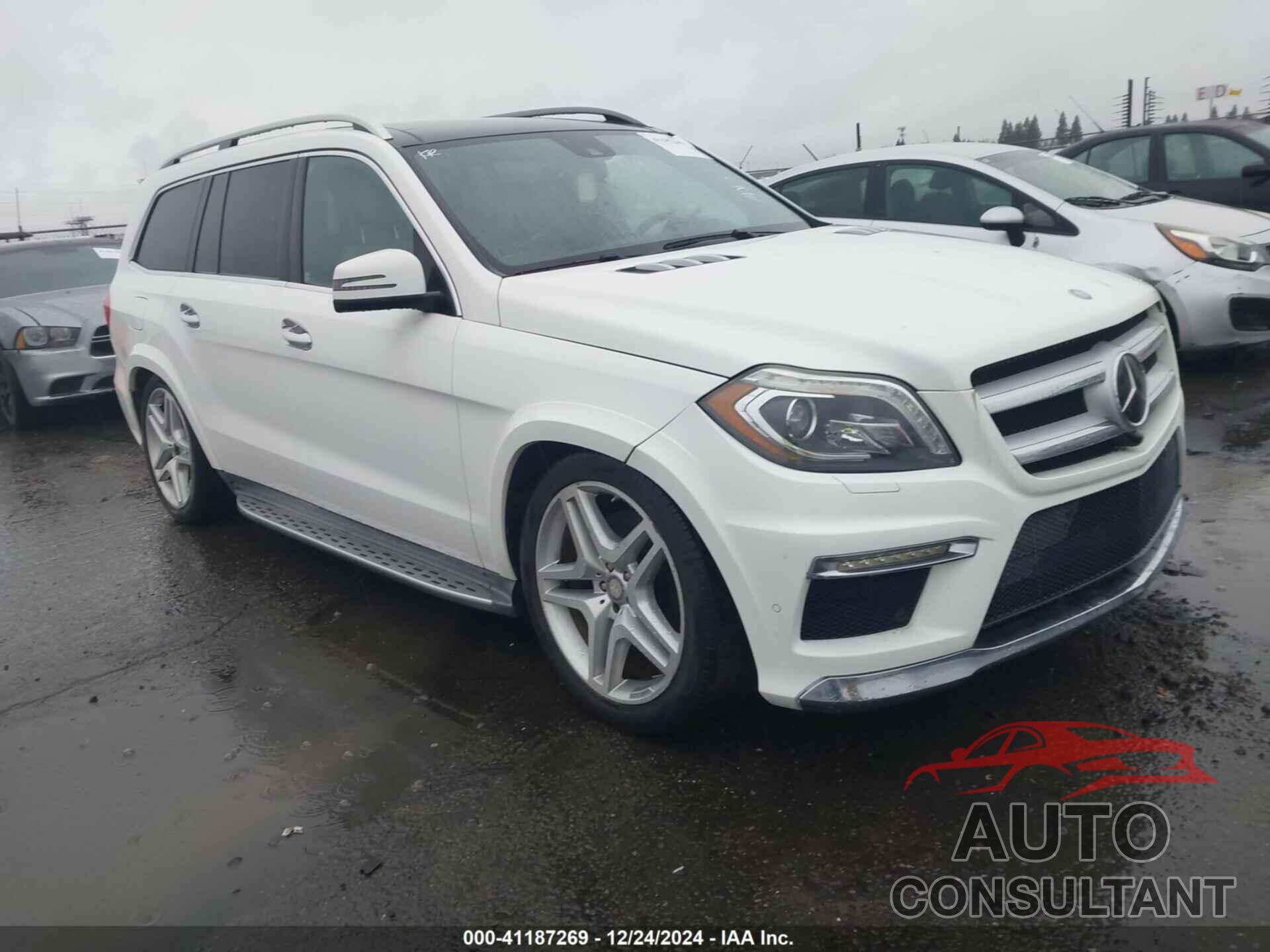 MERCEDES-BENZ GL 550 2014 - 4JGDF7DEXEA328392