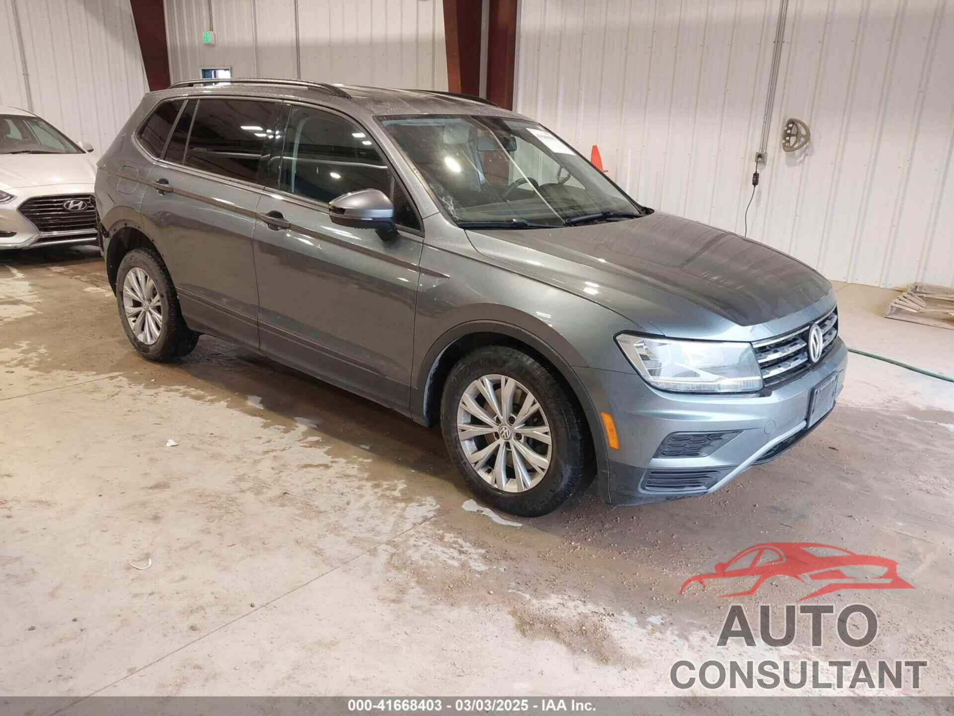 VOLKSWAGEN TIGUAN 2018 - 3VV1B7AX7JM106531