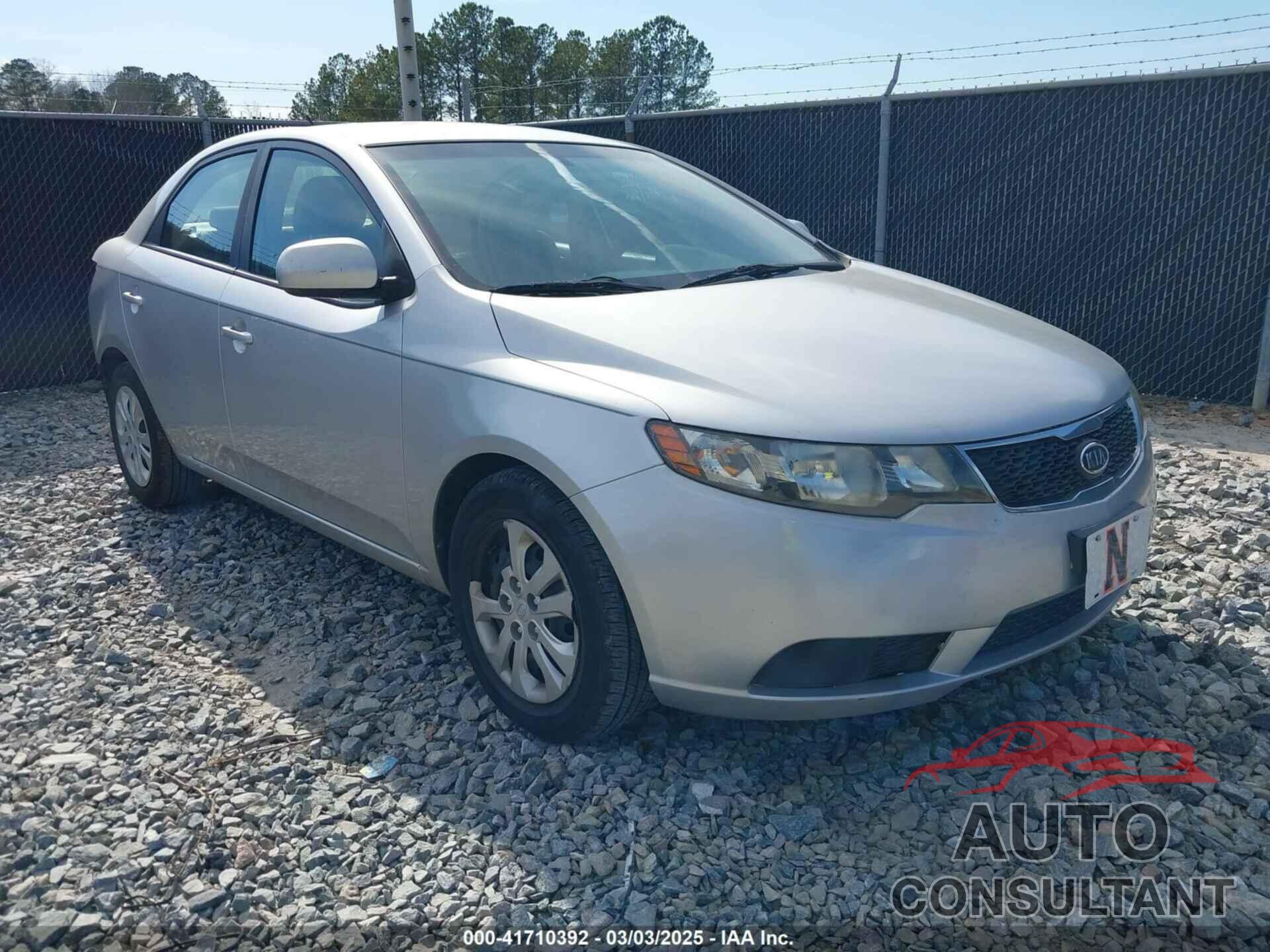 KIA FORTE 2013 - KNAFT4A2XD5676051