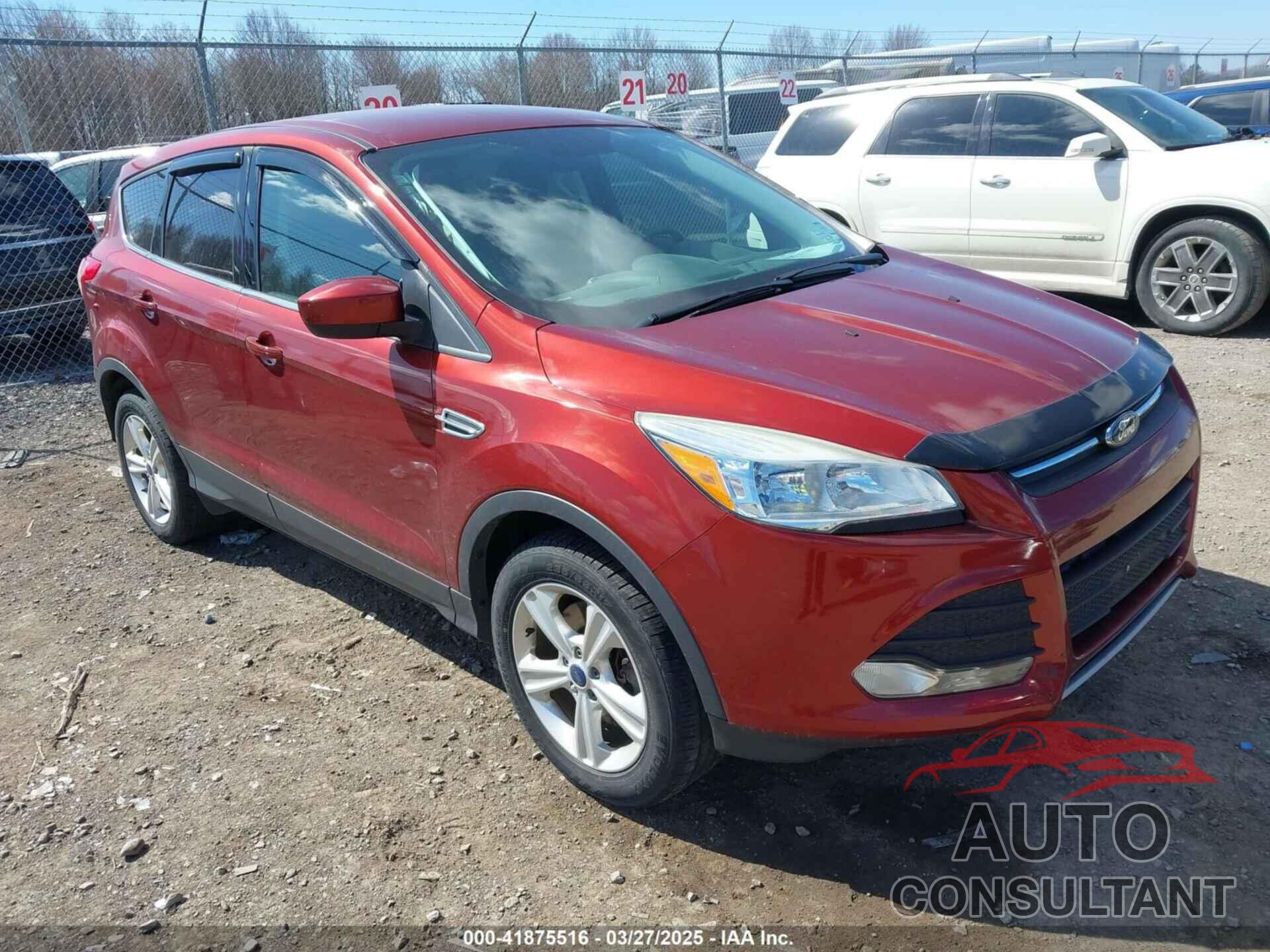 FORD ESCAPE 2016 - 1FMCU9G90GUA31564