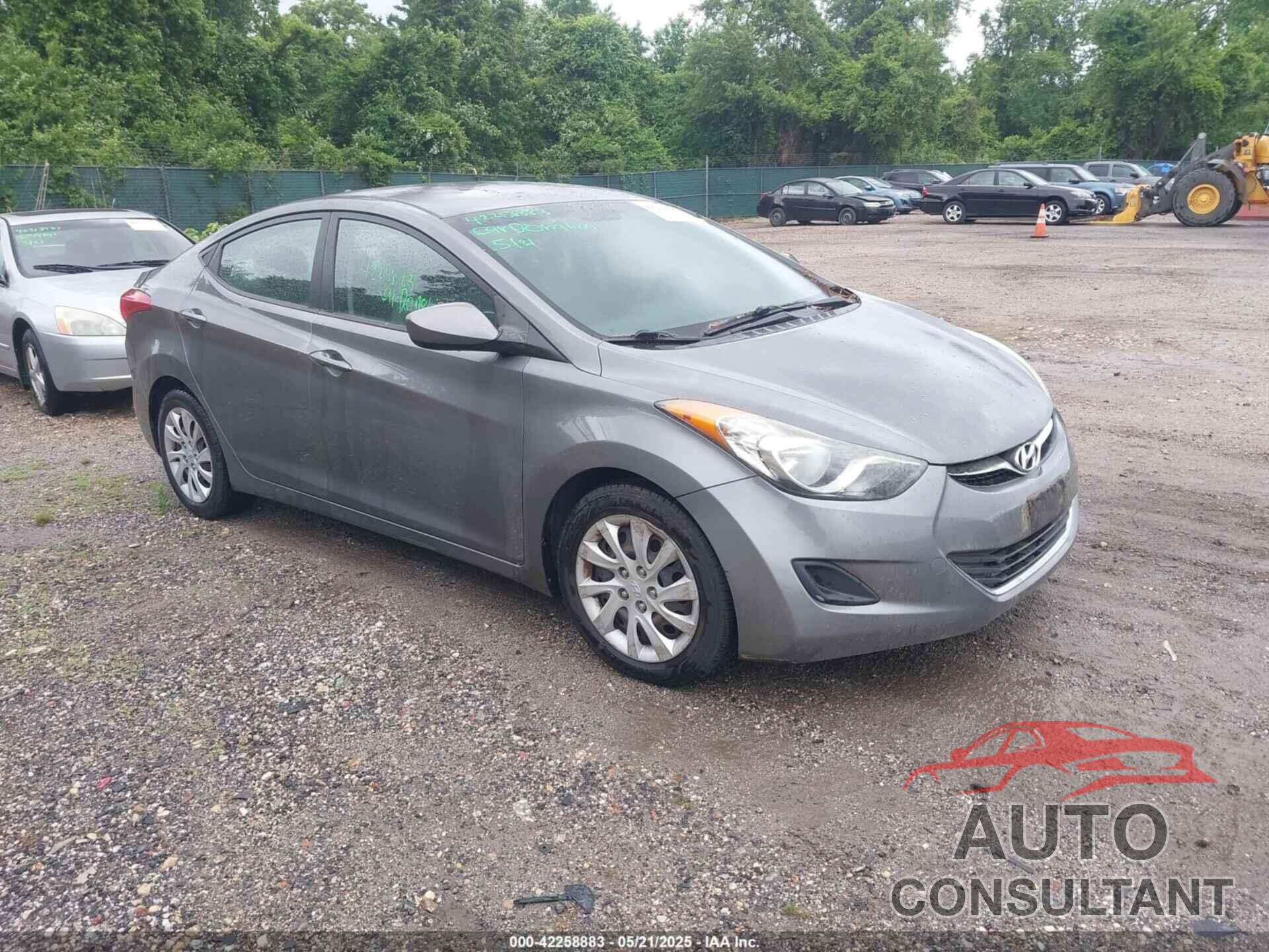 HYUNDAI ELANTRA 2012 - 5NPDH4AE4CH103330