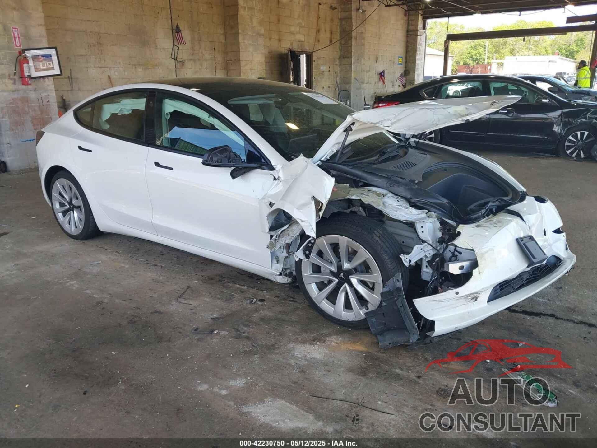 TESLA MODEL 3 2022 - 5YJ3E1EB1NF192570