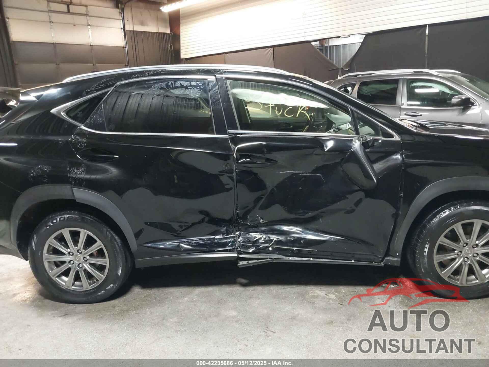 LEXUS NX 200T 2017 - JTJBARBZ6H2123918