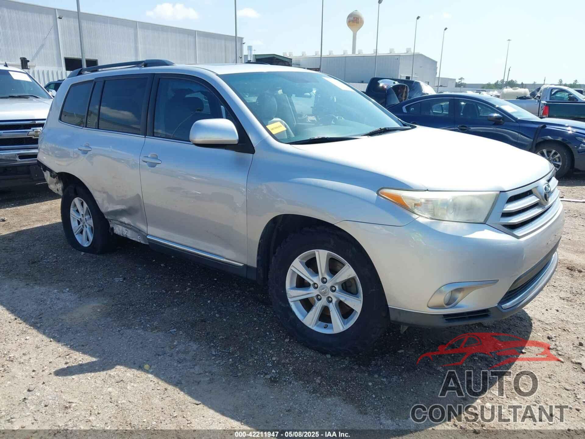 TOYOTA HIGHLANDER 2011 - 5TDZK3EH8BS045804