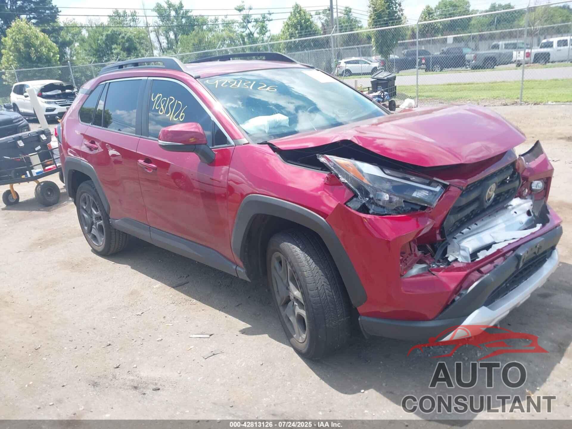 TOYOTA RAV4 2023 - 2T3J1RFV7PW345329