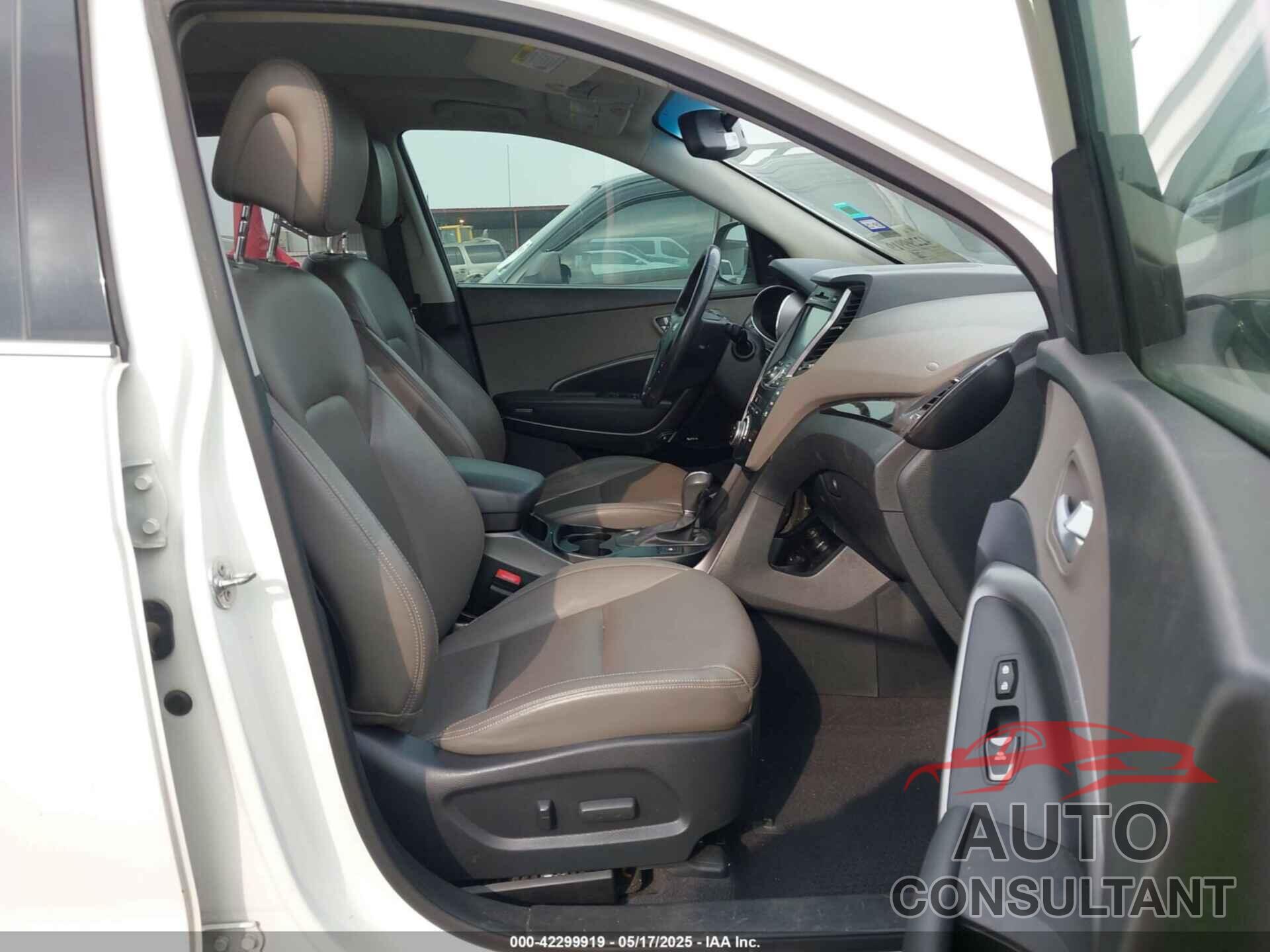 HYUNDAI SANTA FE 2016 - KM8SR4HF7GU132041