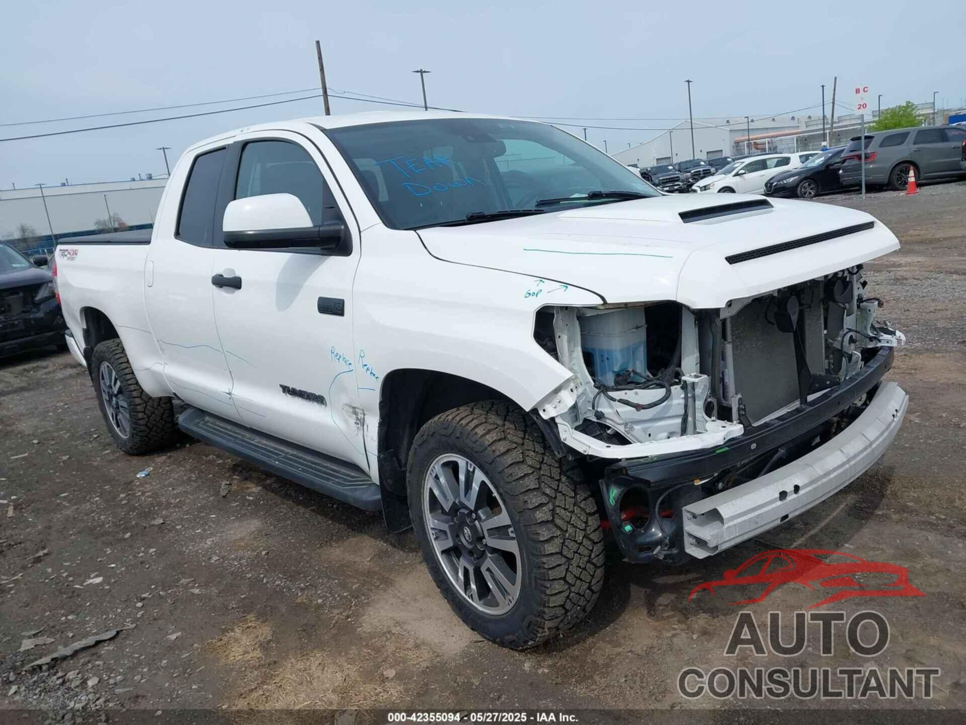 TOYOTA TUNDRA 2020 - 5TFUY5F14LX872278
