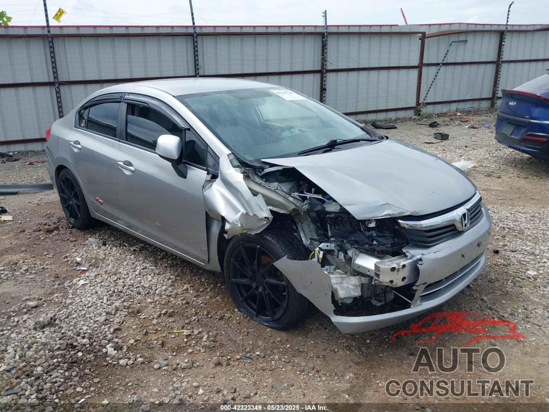 HONDA CIVIC 2012 - 2HGFB2F58CH308716