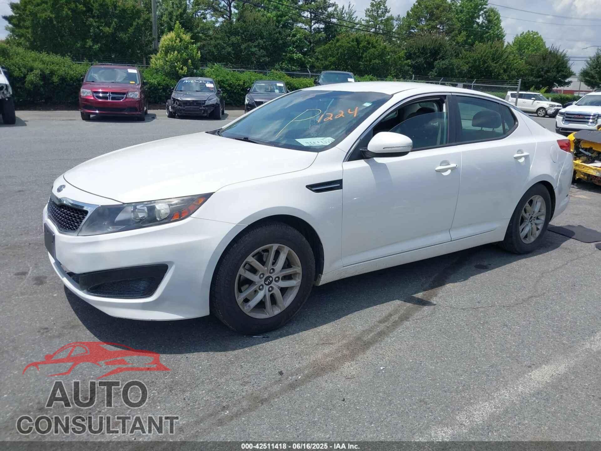KIA OPTIMA 2011 - KNAGM4A70B5141224