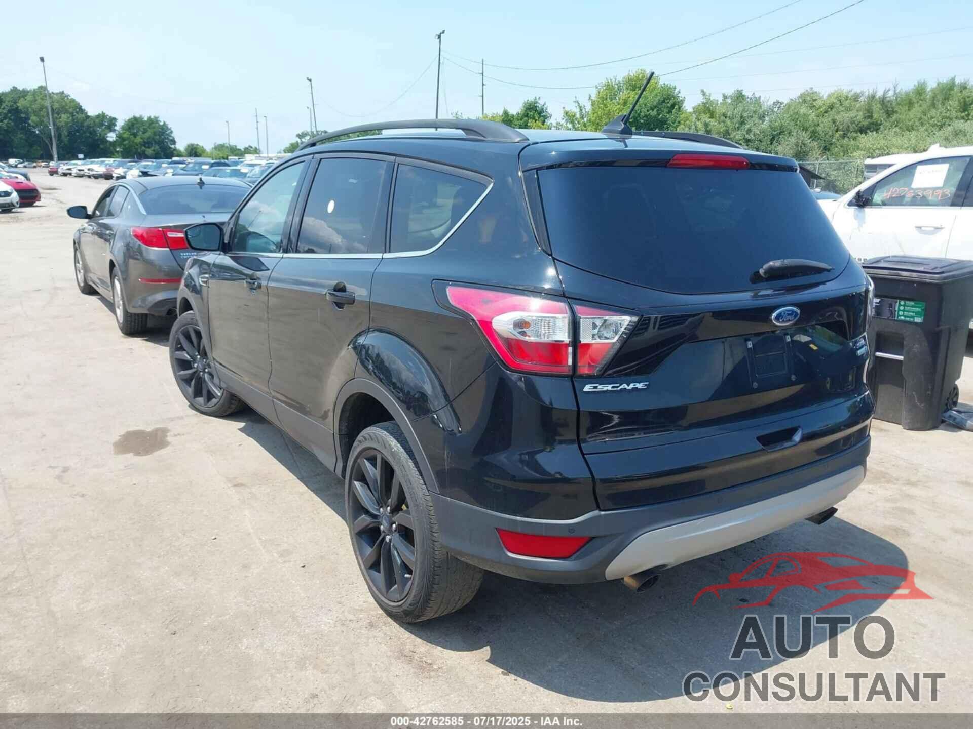 FORD ESCAPE 2018 - 1FMCU9HD4JUB30852