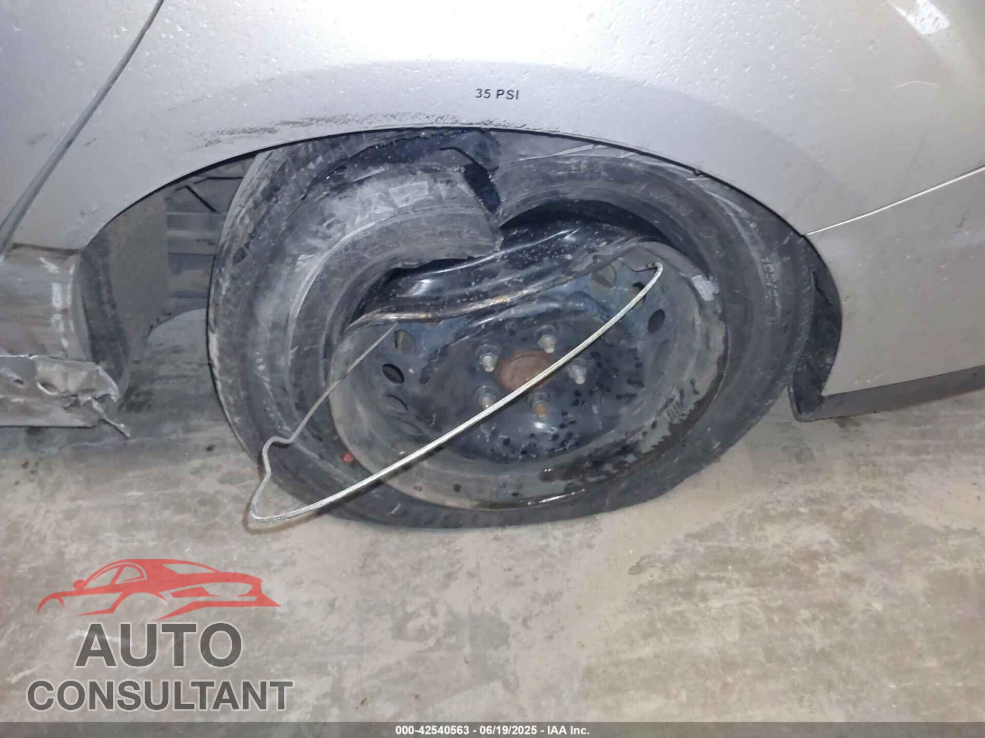 FORD FOCUS 2016 - 1FADP3E28GL322327