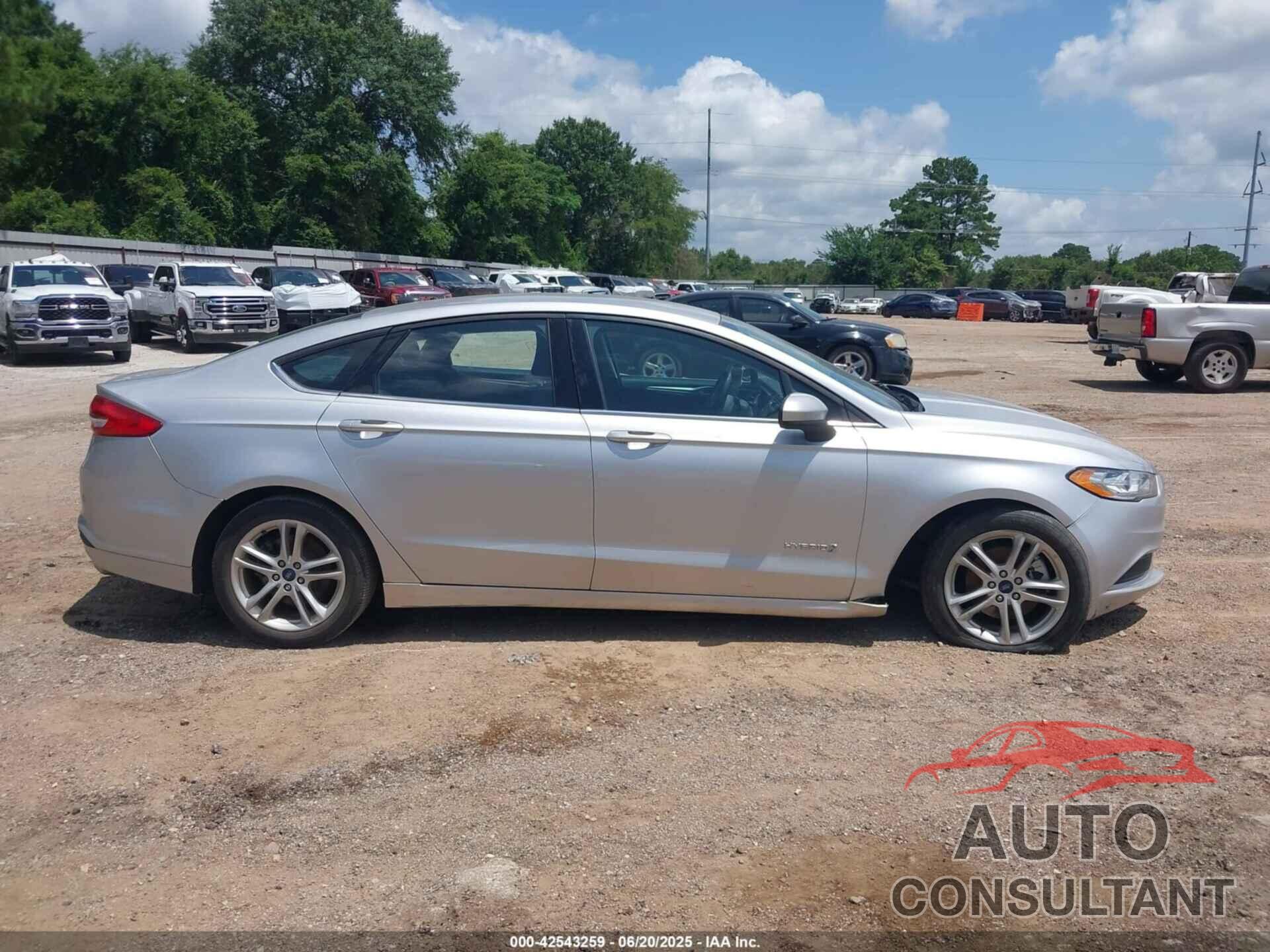 FORD FUSION HYBRID 2018 - 3FA6P0LU2JR172557