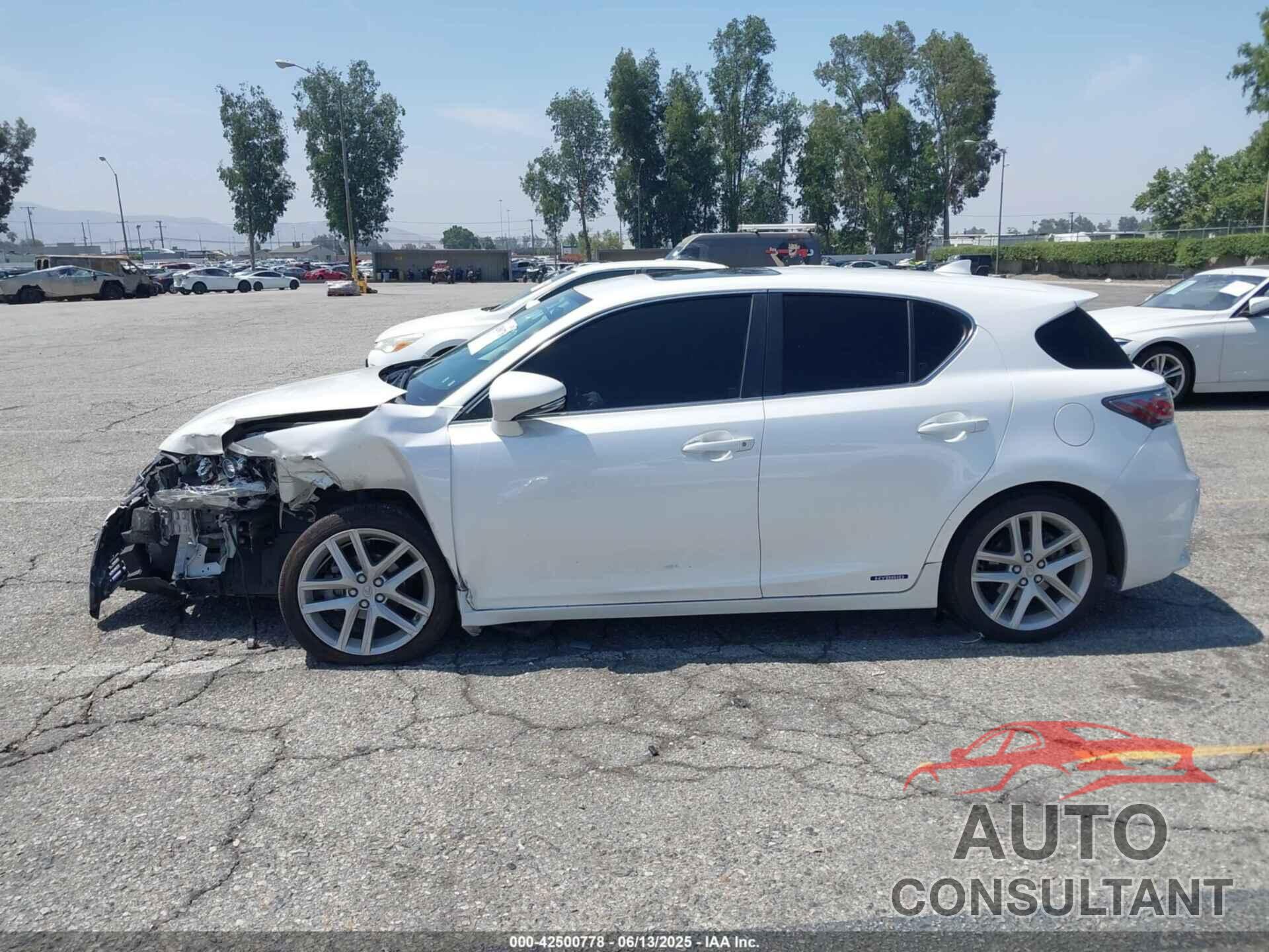 LEXUS CT 200H 2017 - JTHKD5BH3H2296529