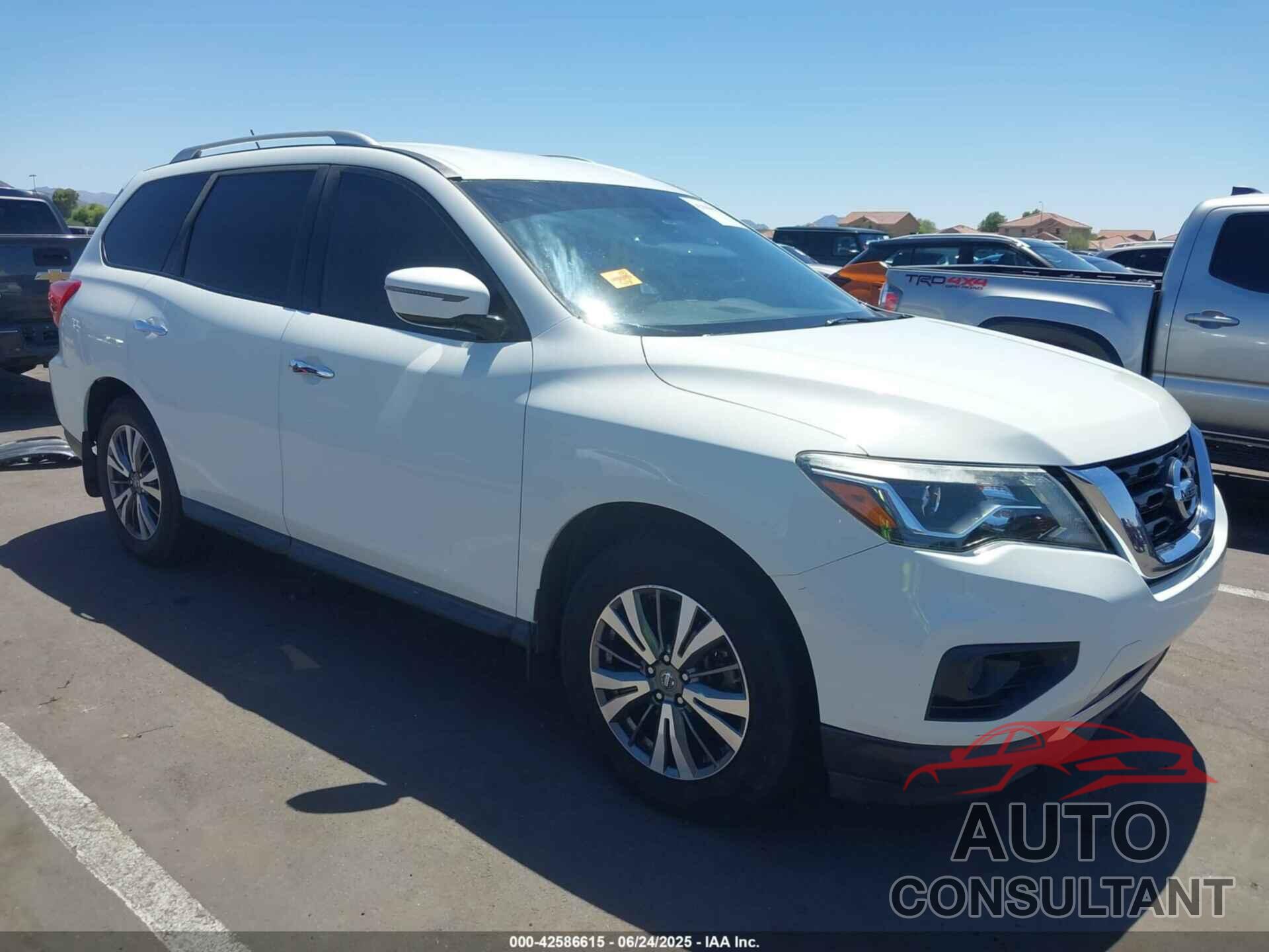NISSAN PATHFINDER 2017 - 5N1DR2MN6HC669159
