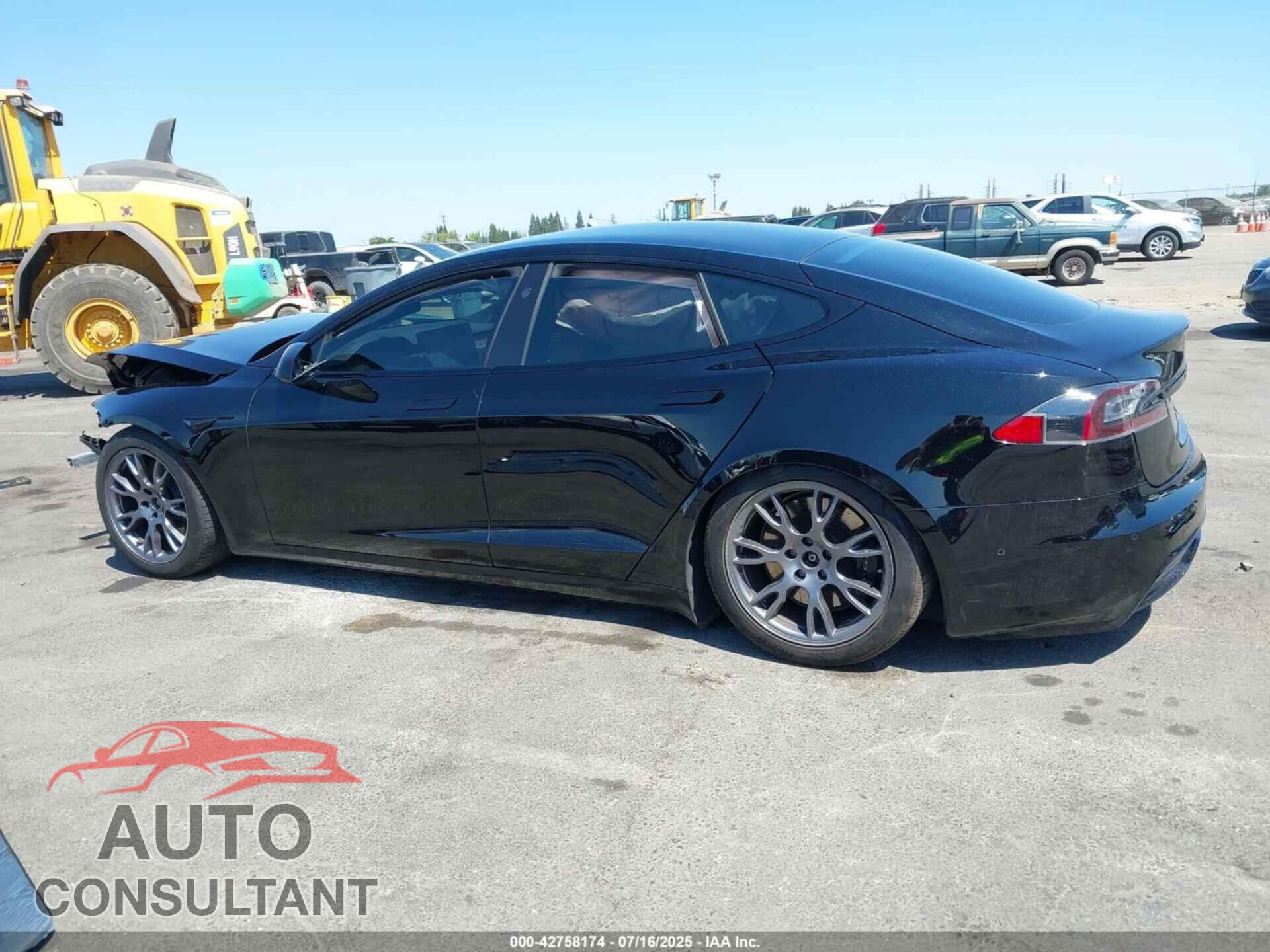 TESLA MODEL S 2022 - 5YJSA1E52NF458650