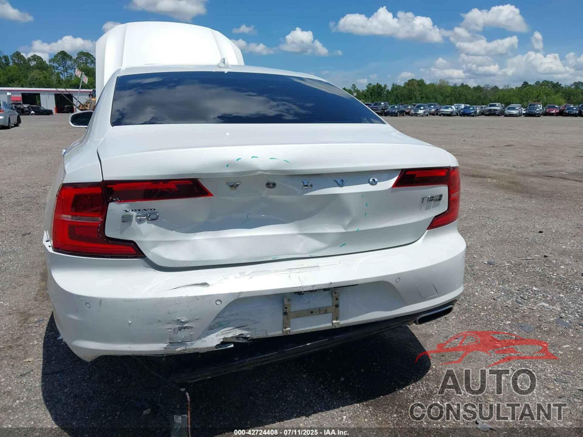 VOLVO S90 HYBRID 2018 - LVYBC0AL4JP032203