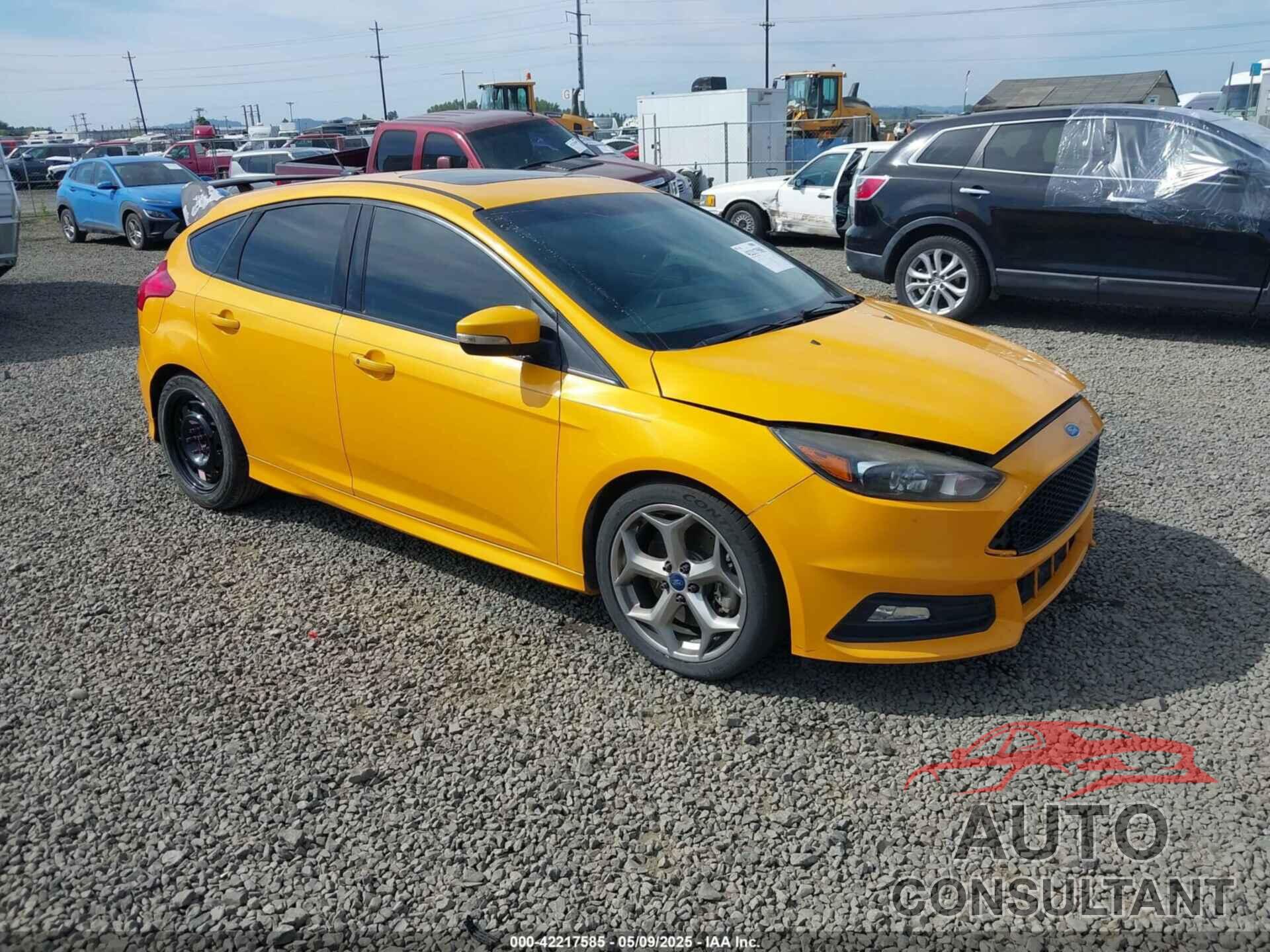 FORD FOCUS ST 2015 - 1FADP3L97FL358170