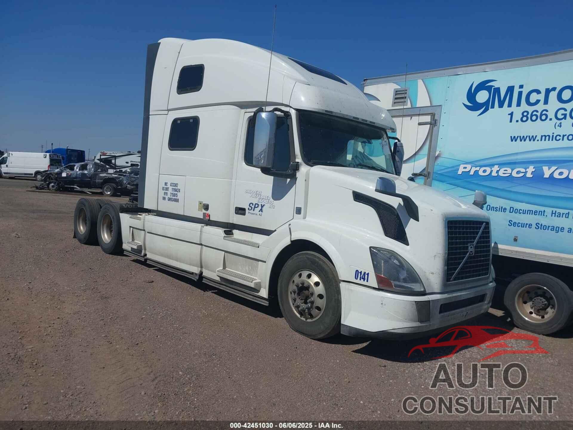 VOLVO VN 2016 - 4V4NC9EH2GN934808