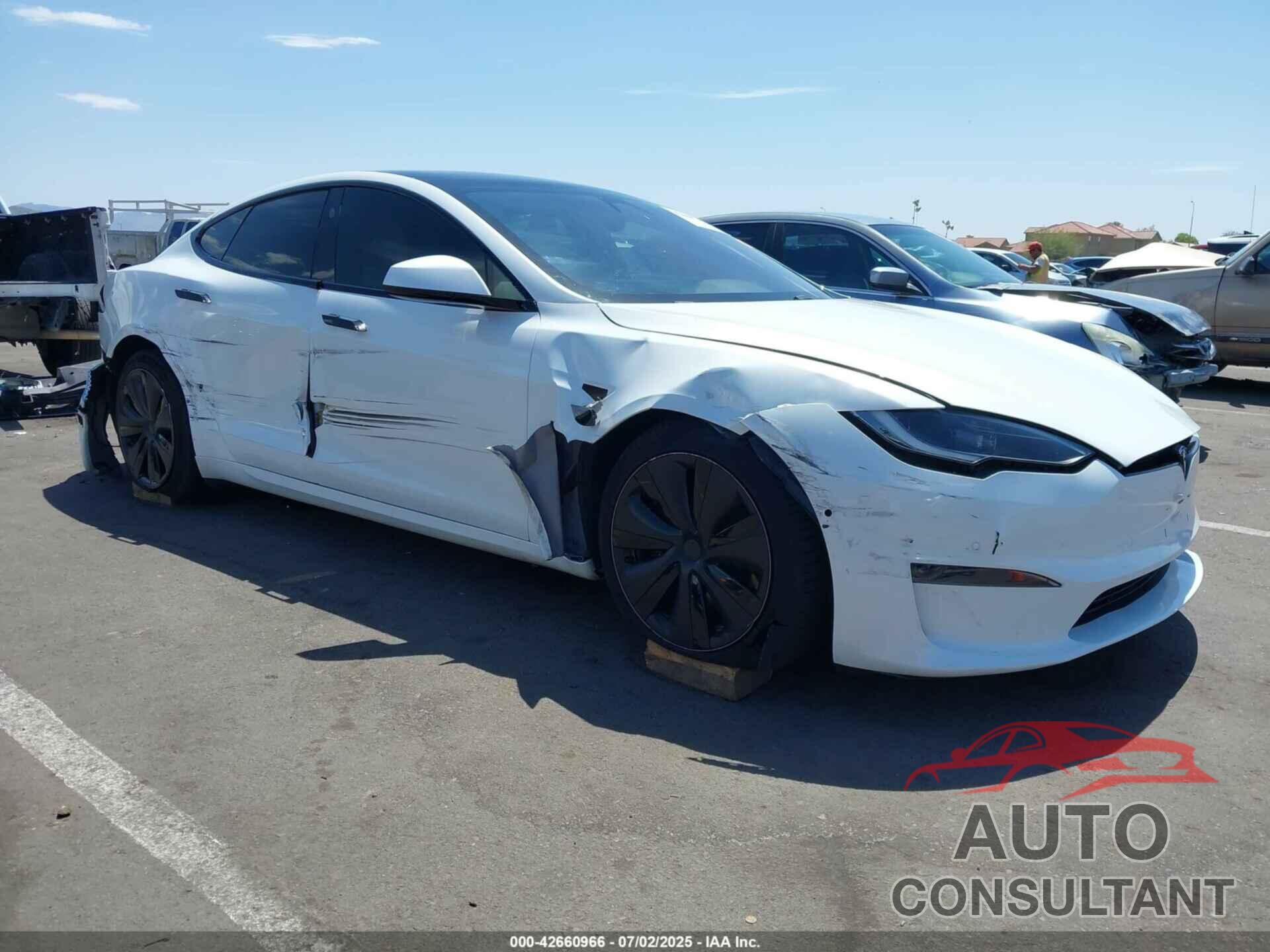 TESLA MODEL S 2022 - 5YJSA1E55NF486538