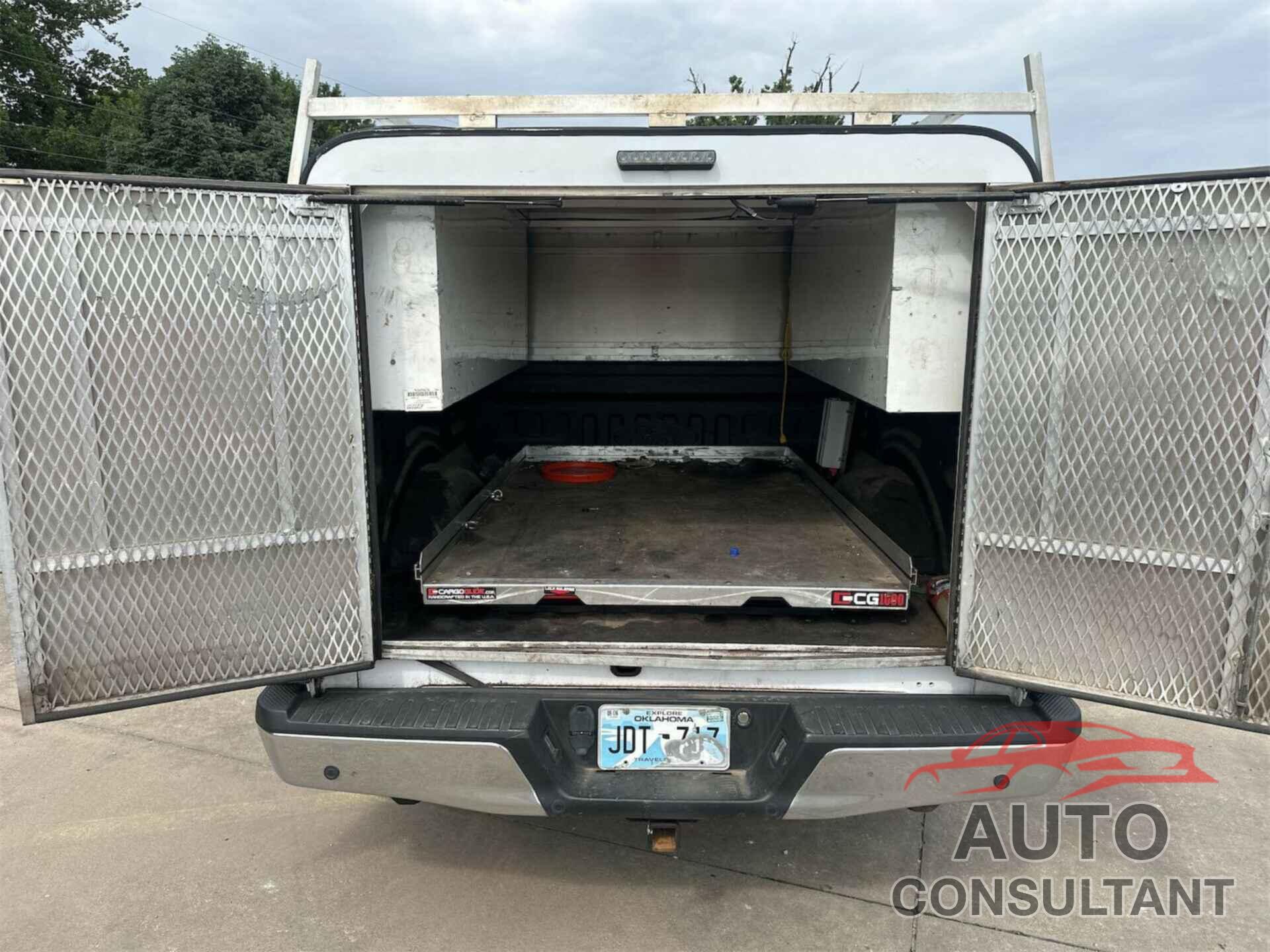 FORD F150 2019 - 1FTEX1C44KKE10555