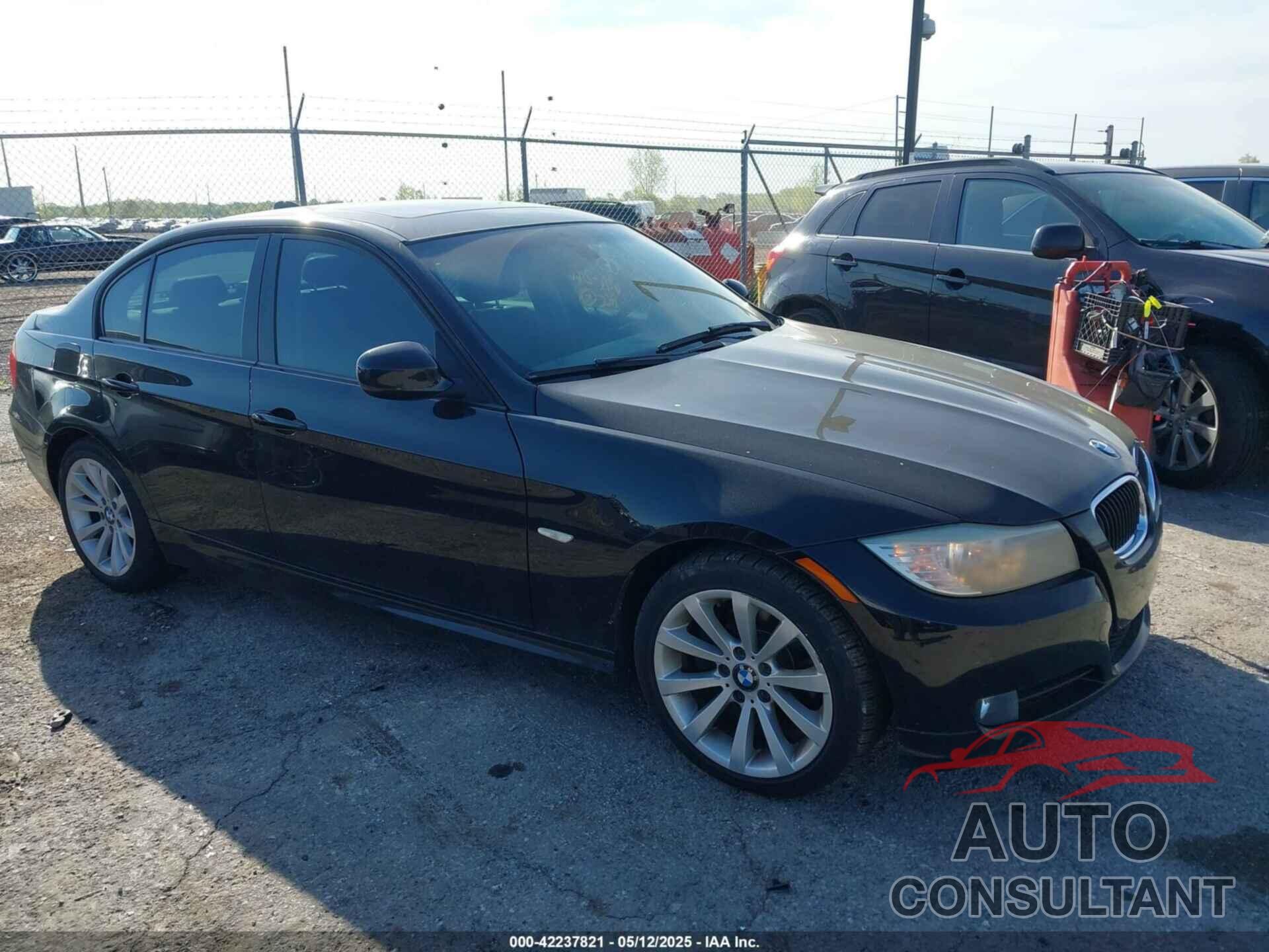BMW 328I 2011 - WBAPH7G55BNN02166