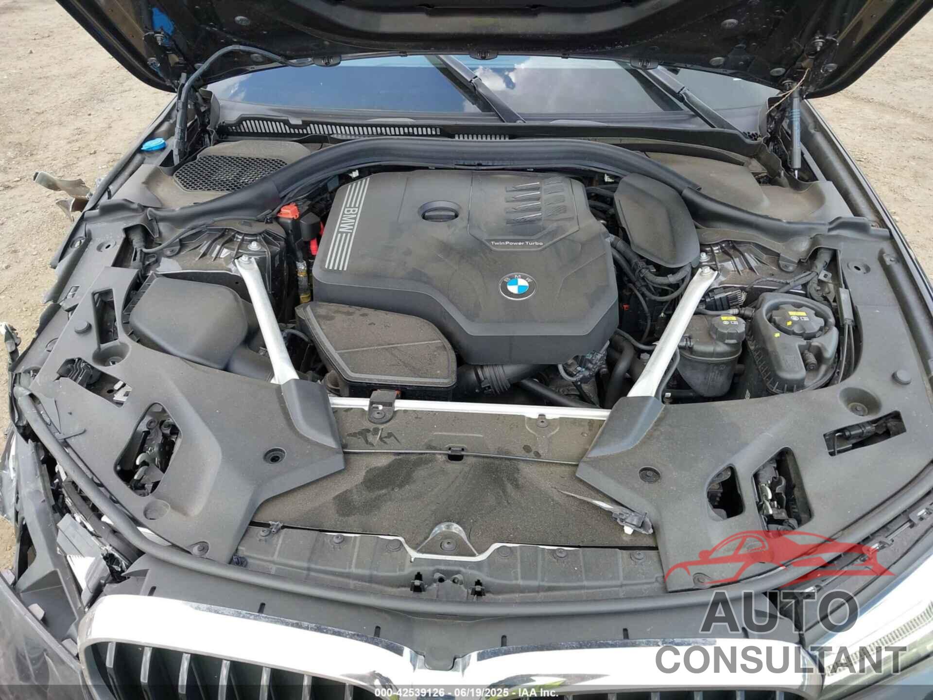 BMW 5 SERIES 2023 - WBA13BJ07PCL27152