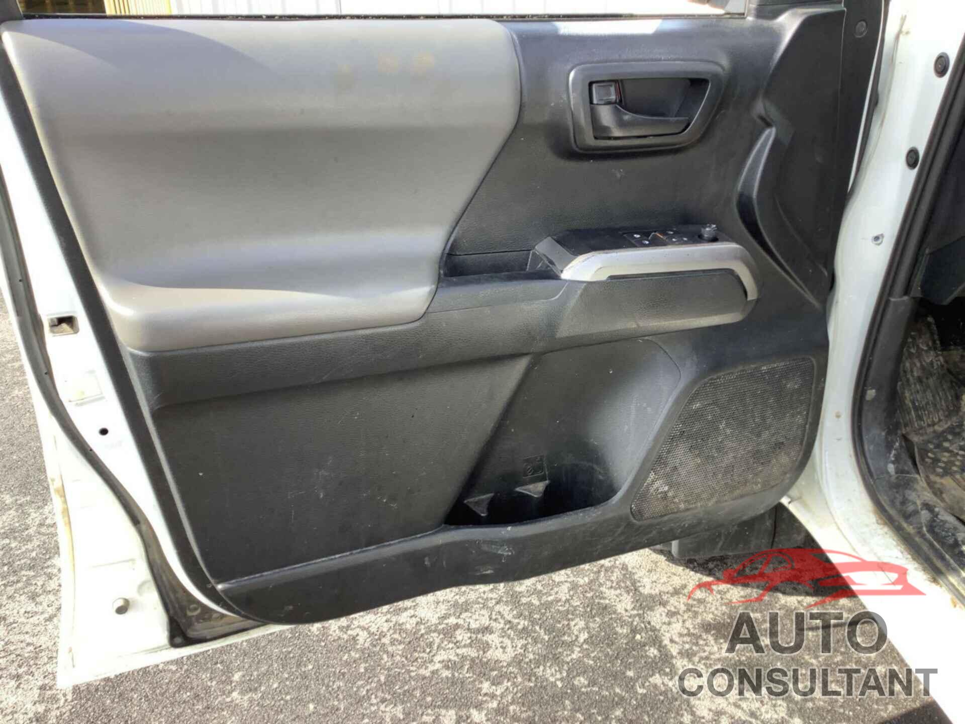 TOYOTA TACOMA 2019 - 5TFSZ5AN9KX200181