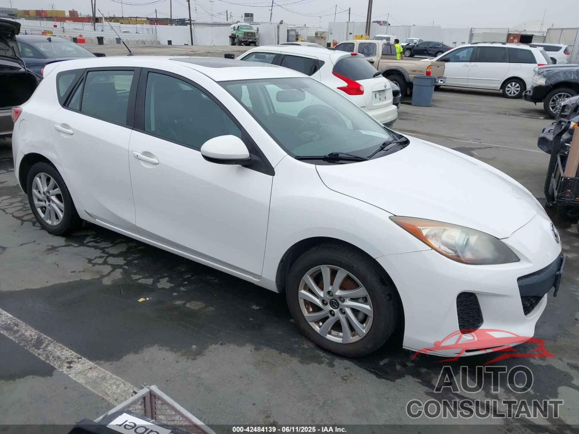 MAZDA MAZDA3 2013 - JM1BL1MP4D1749185