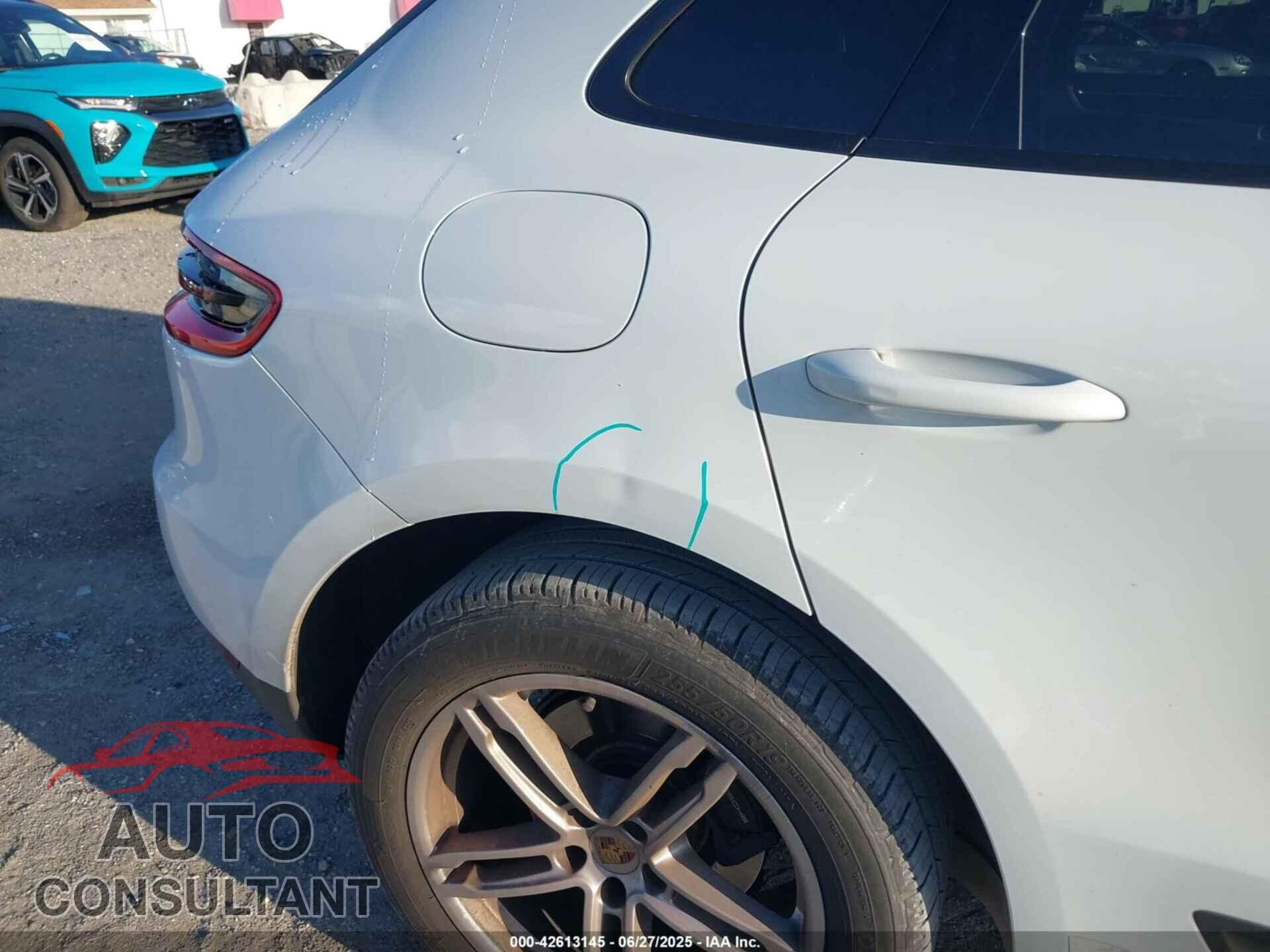PORSCHE MACAN 2018 - WP1AA2A53JLB01068