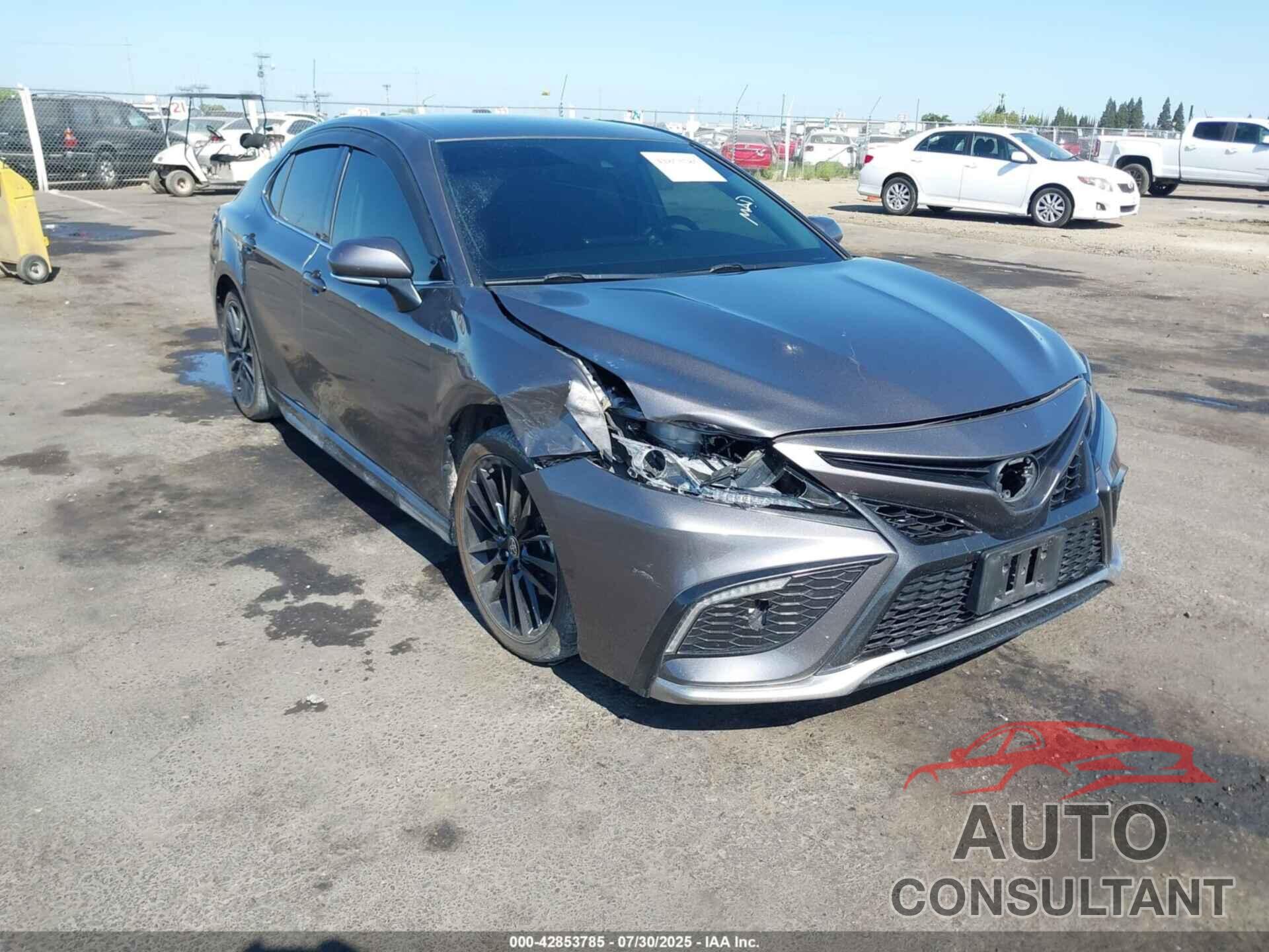 TOYOTA CAMRY 2021 - 4T1K61AK3MU611700