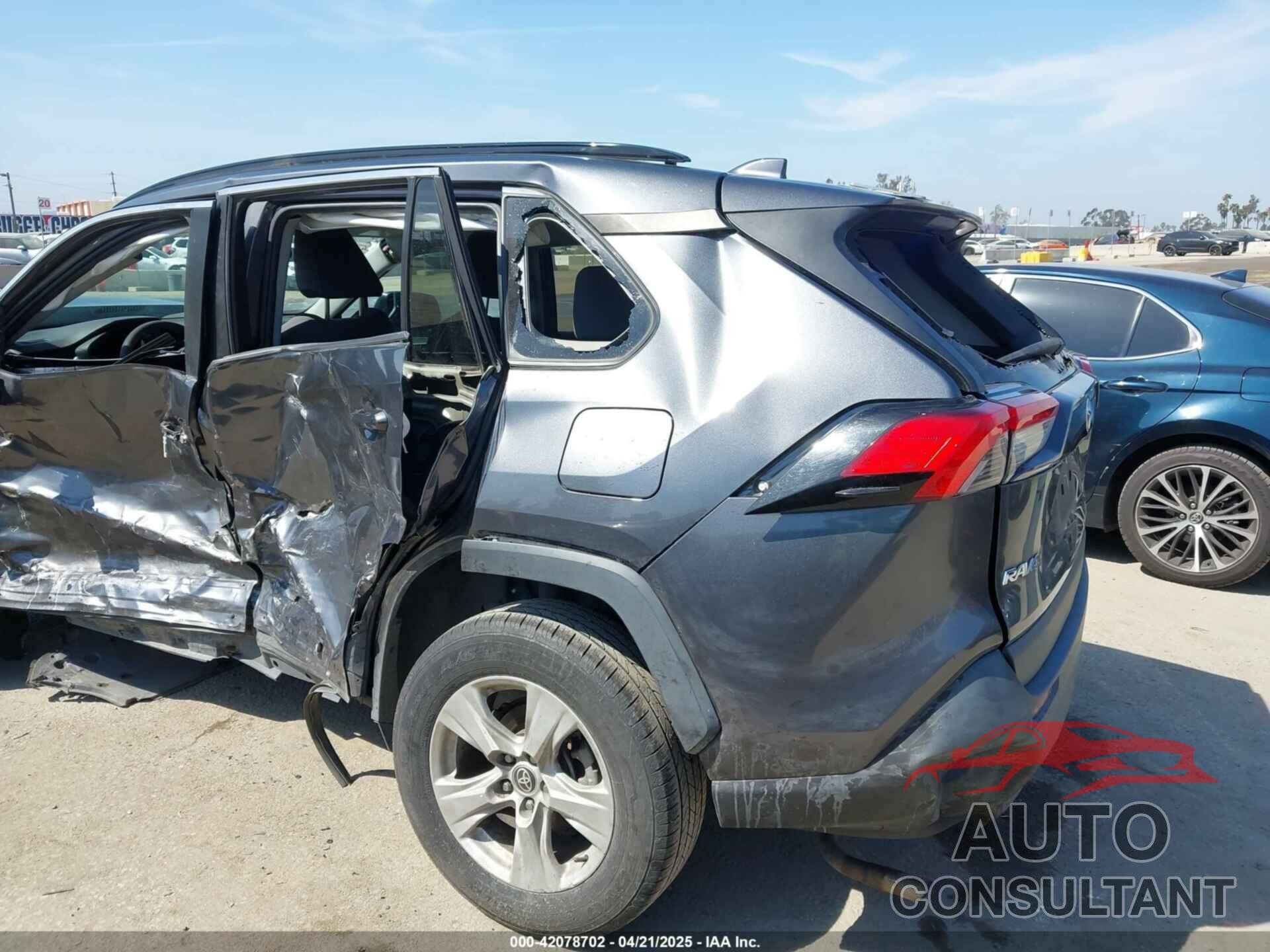 TOYOTA RAV4 2021 - 2T3W1RFV4MC126881