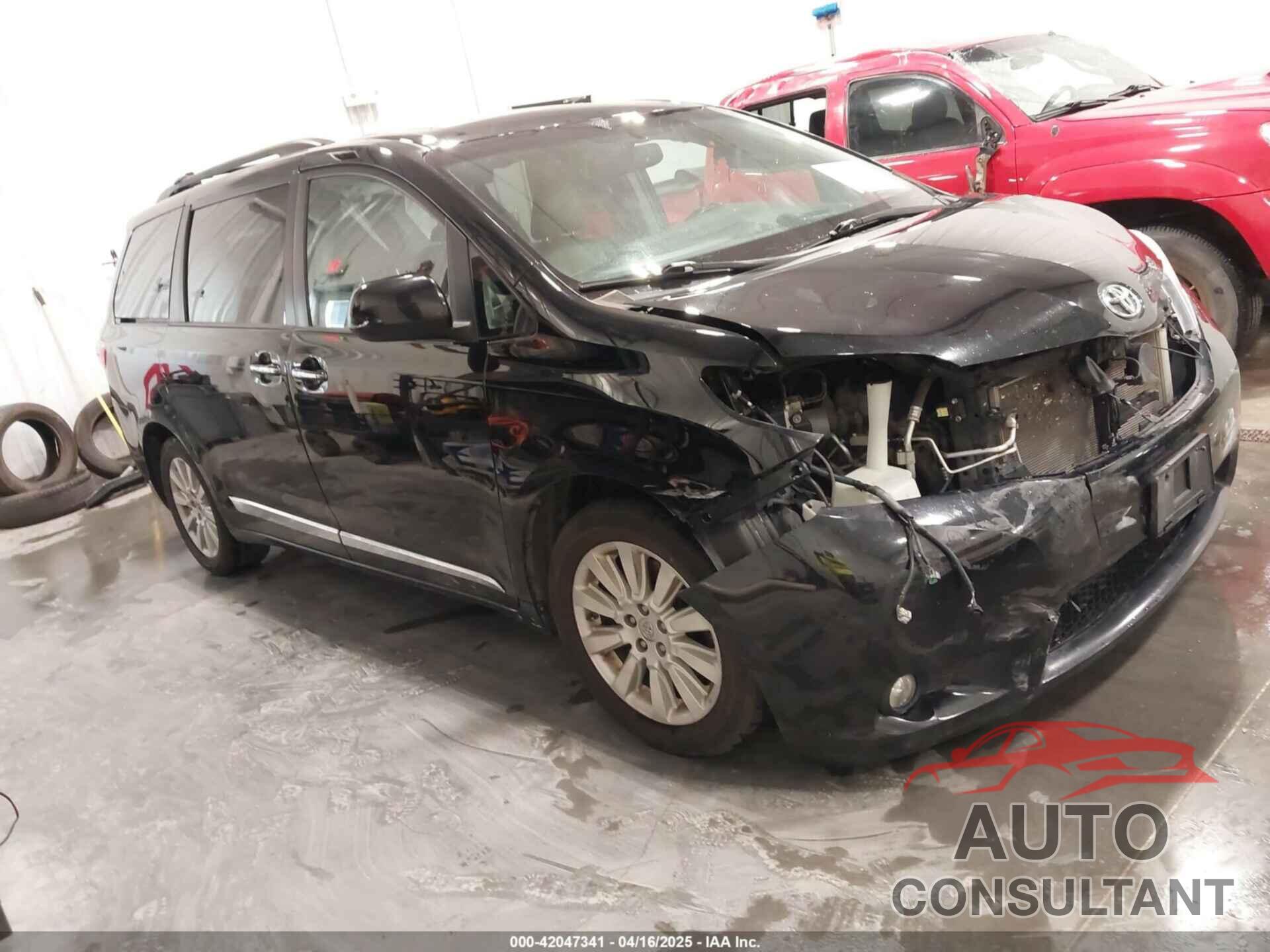 TOYOTA SIENNA 2015 - 5TDDK3DC0FS095232