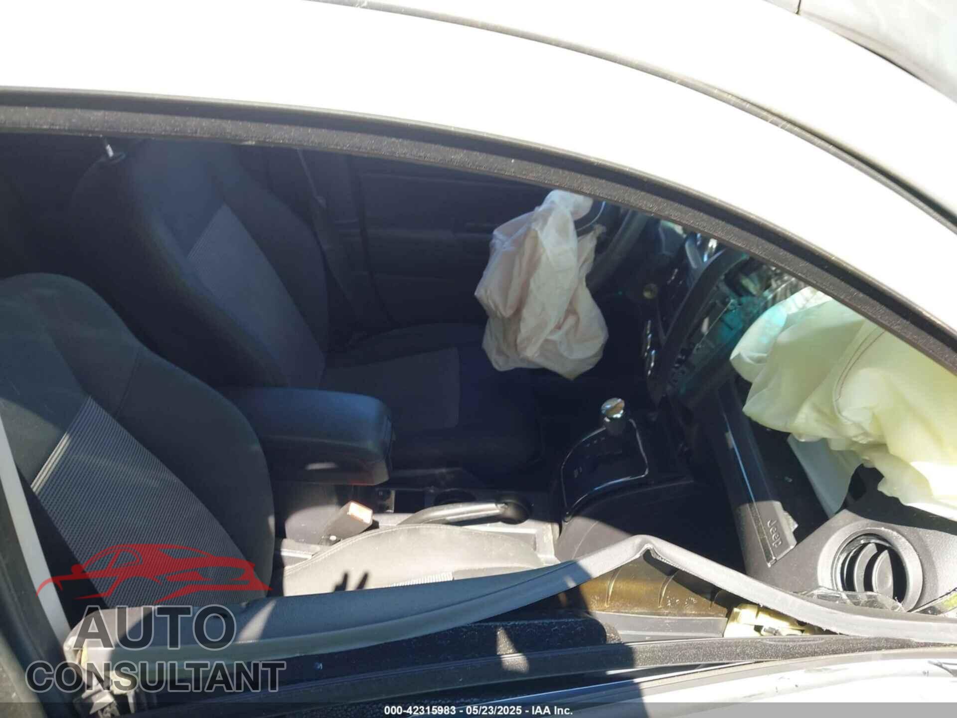 JEEP COMPASS 2013 - 1C4NJDBB0DD271938