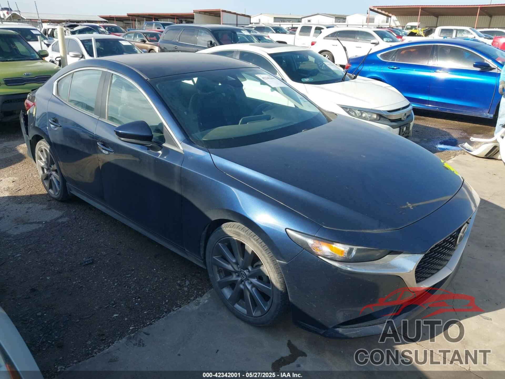 MAZDA MAZDA3 2019 - JM1BPACL0K1110348
