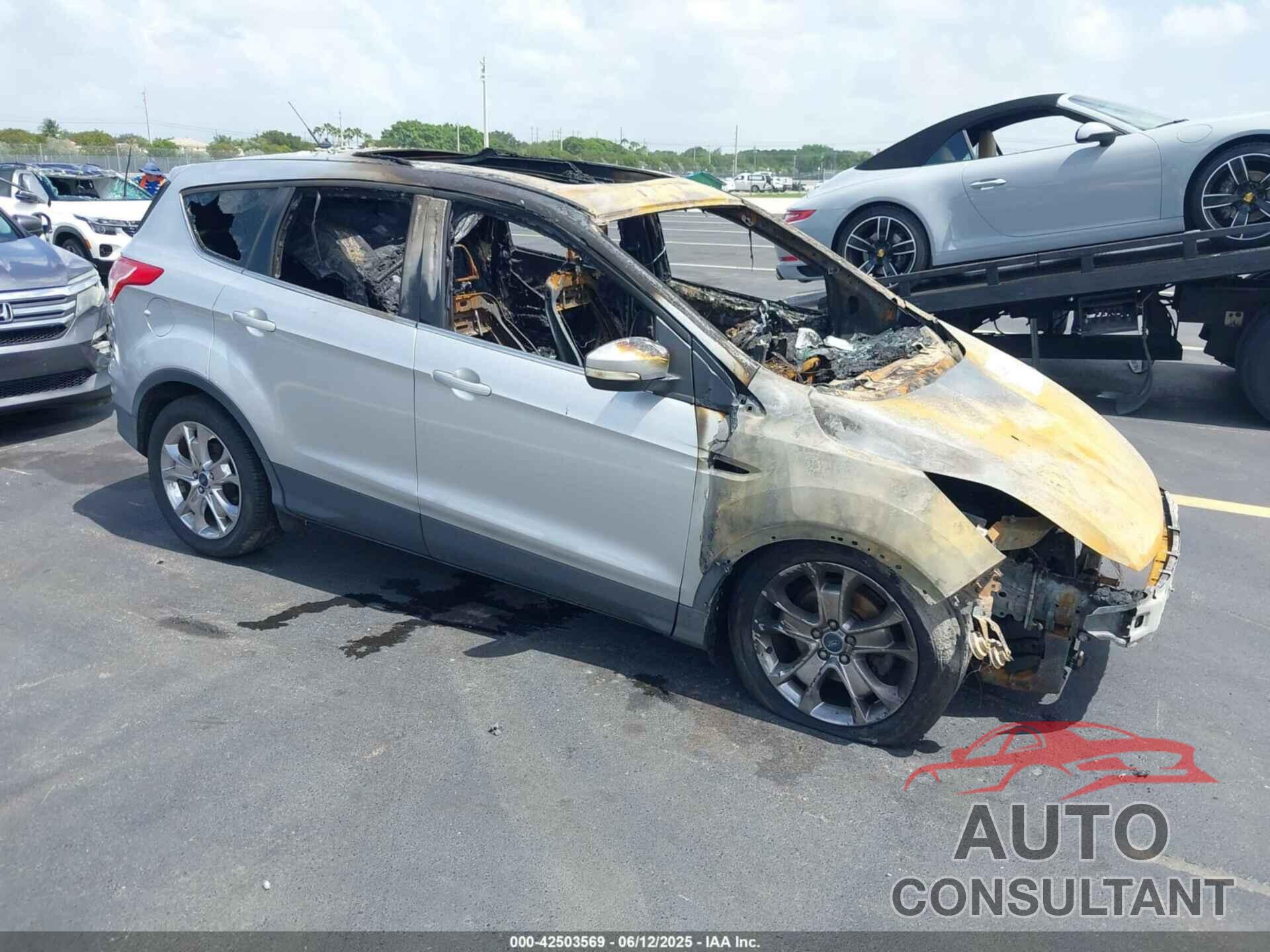 FORD ESCAPE 2013 - 1FMCU0HX8DUA38136