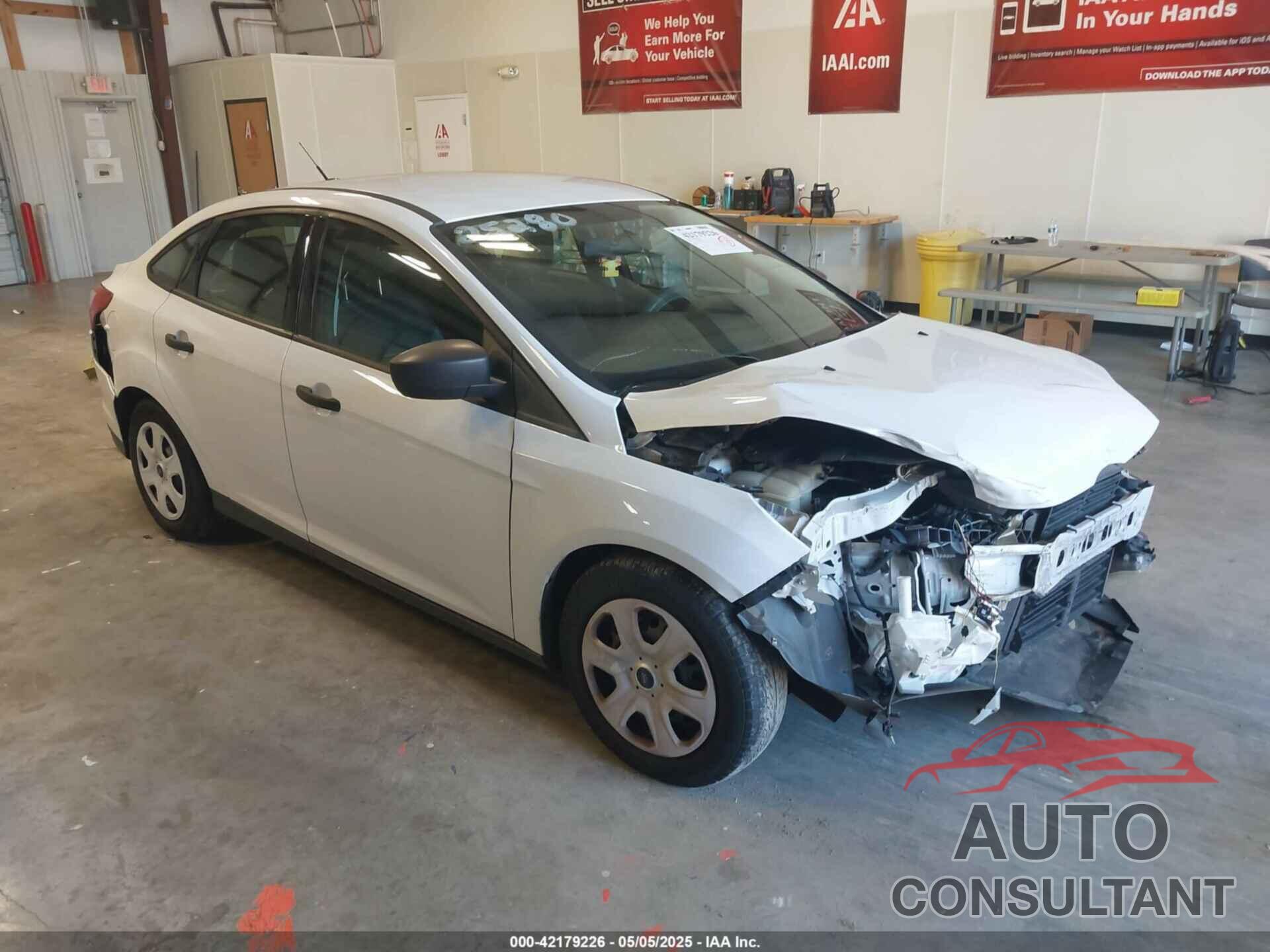 FORD FOCUS 2014 - 1FADP3E28EL422084