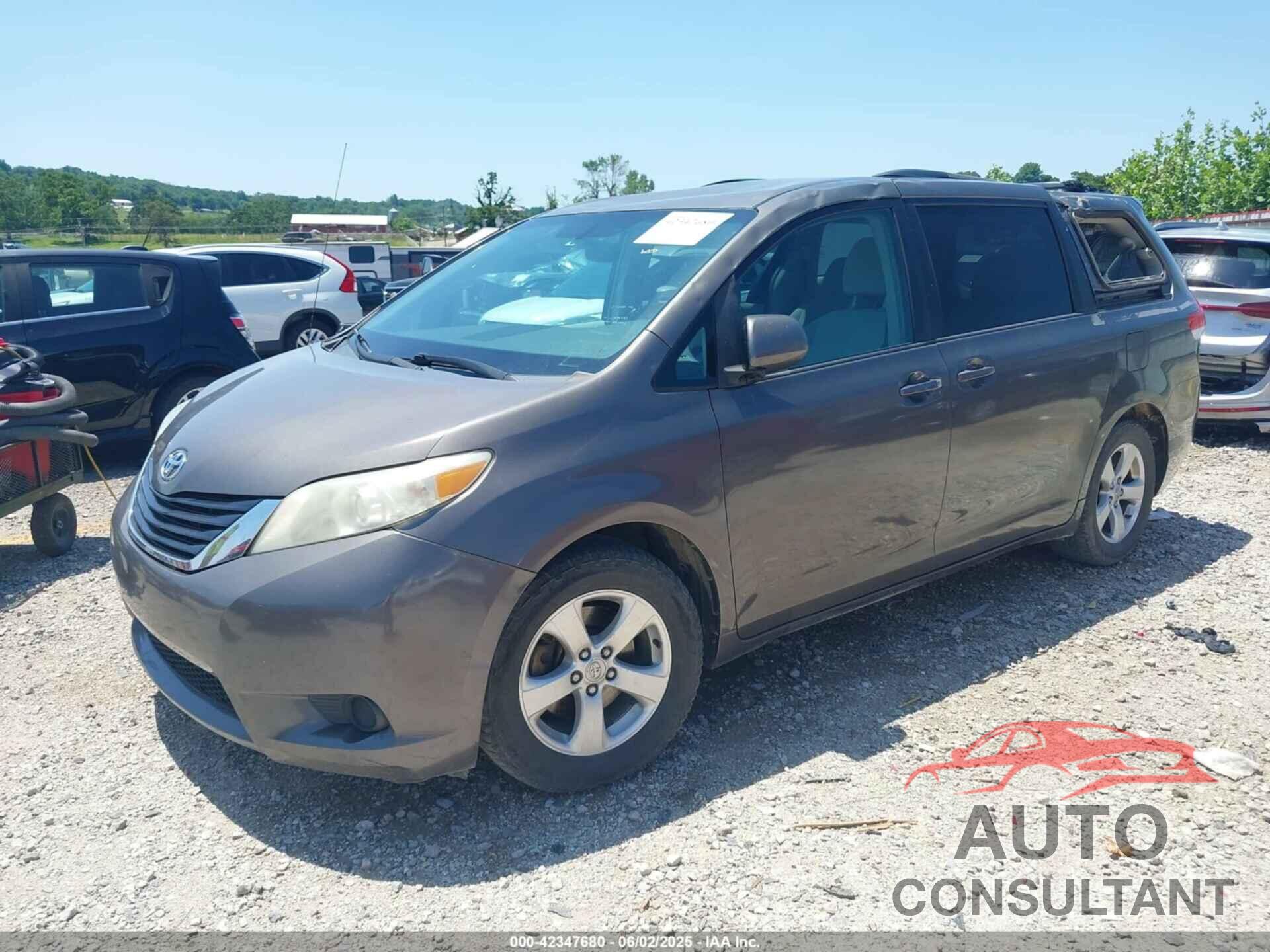 TOYOTA SIENNA 2011 - 5TDKK3DC9BS011541