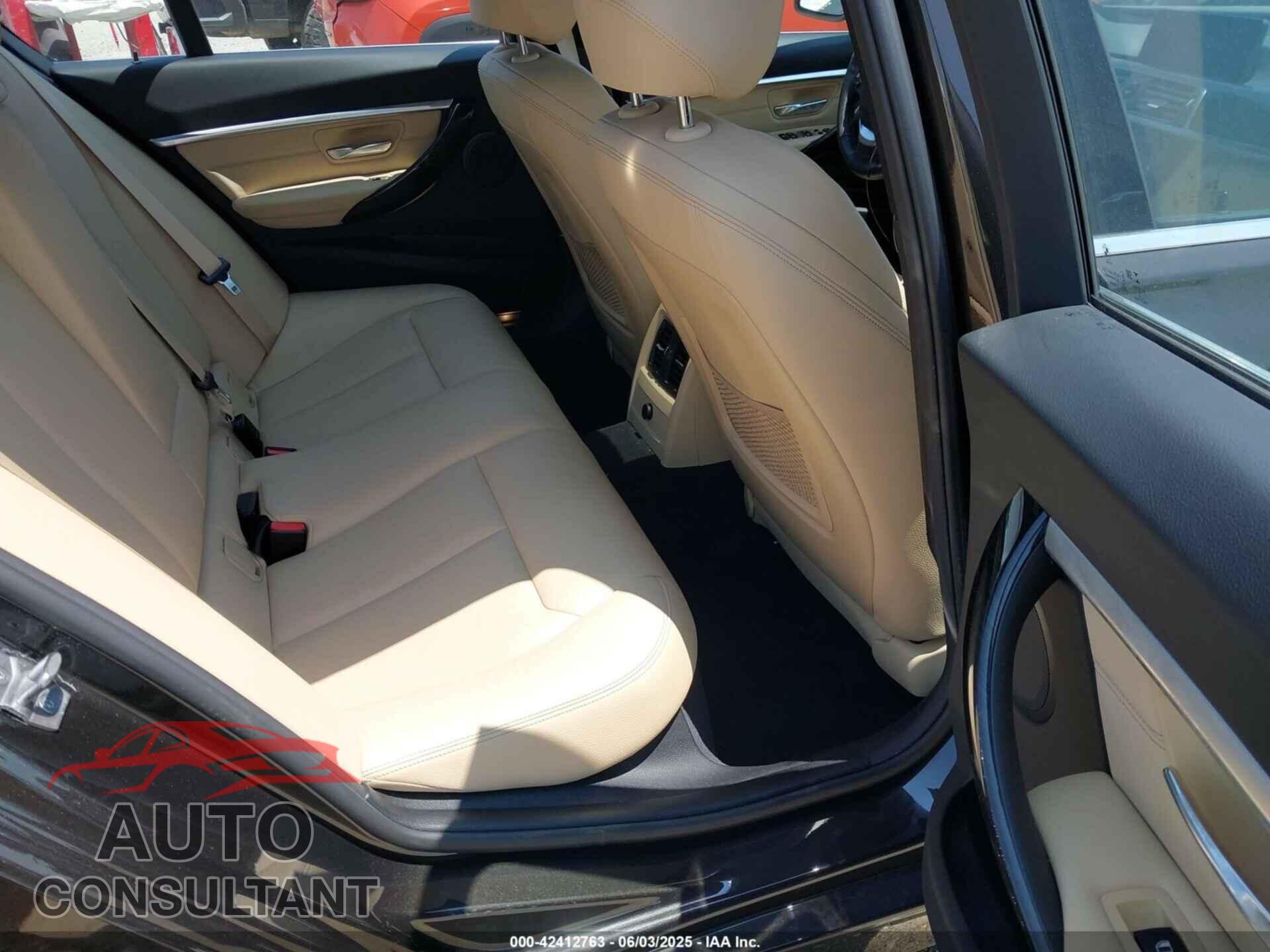 BMW 330E 2017 - WBA8E1C35HA159258