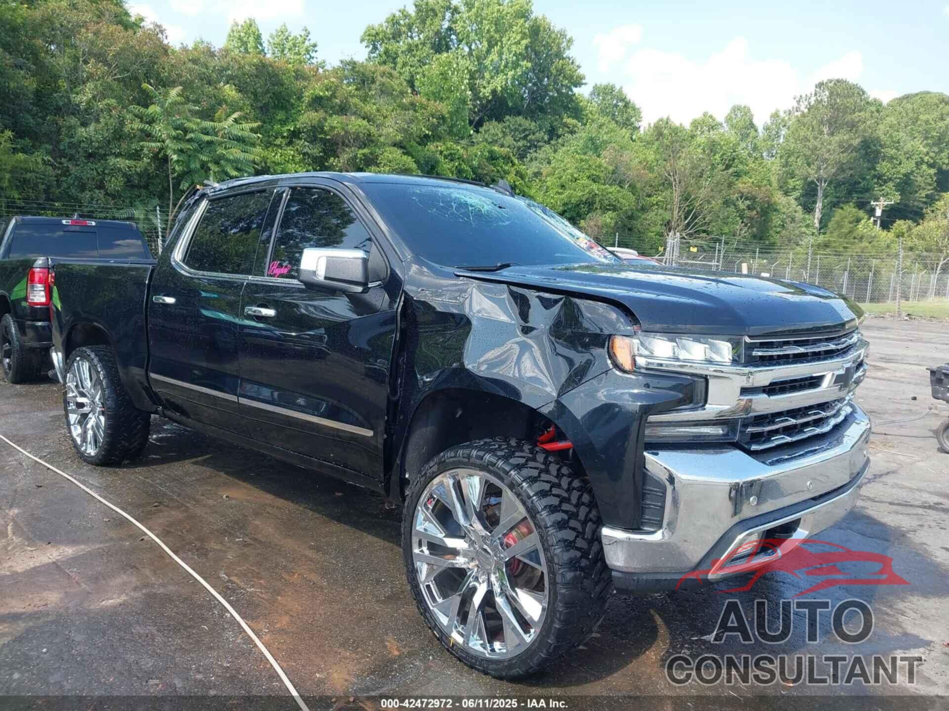 CHEVROLET SILVERADO 1500 2021 - 1GCUYGED2MZ237038