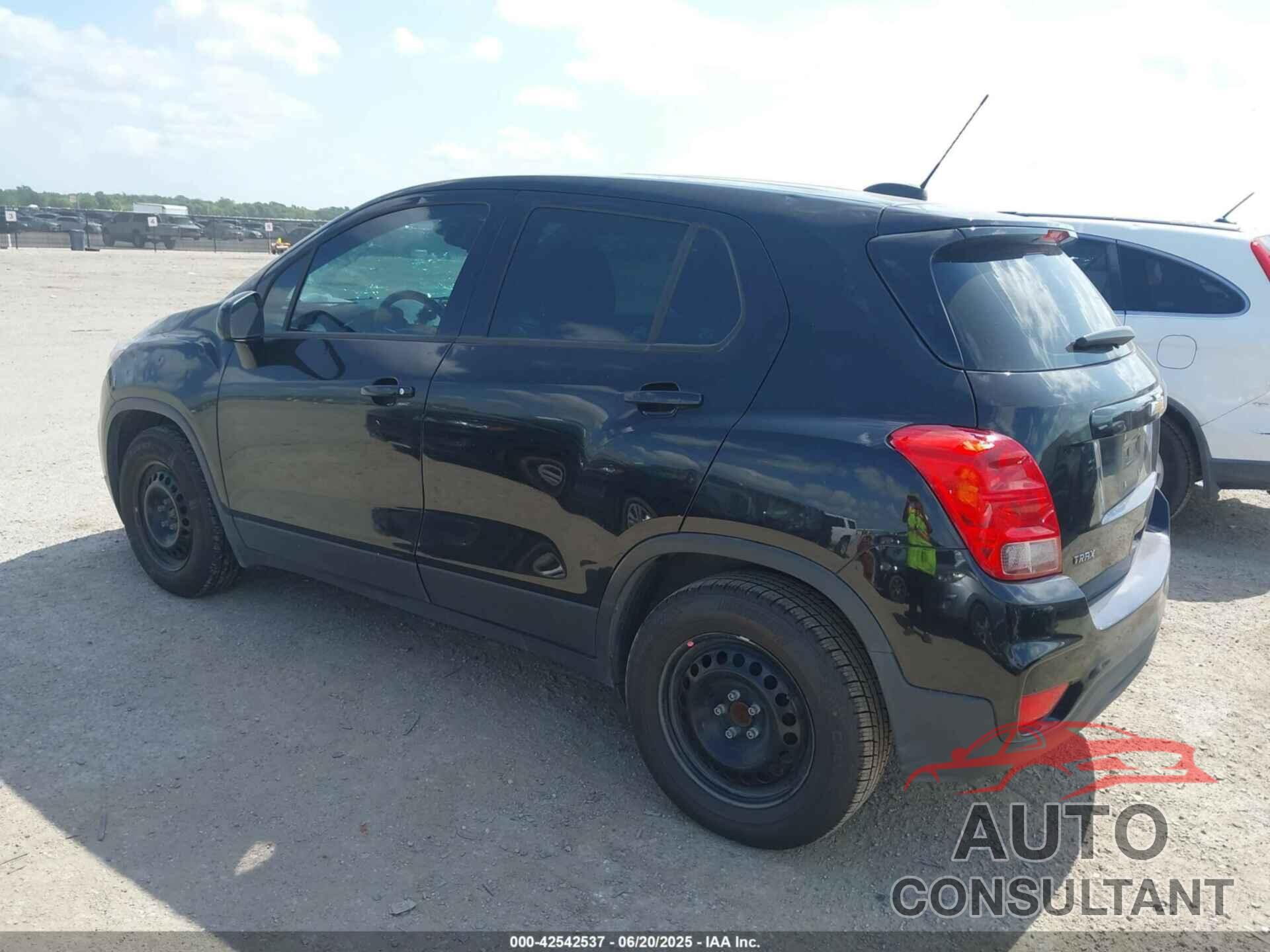 CHEVROLET TRAX 2017 - 3GNCJKSB0HL279573