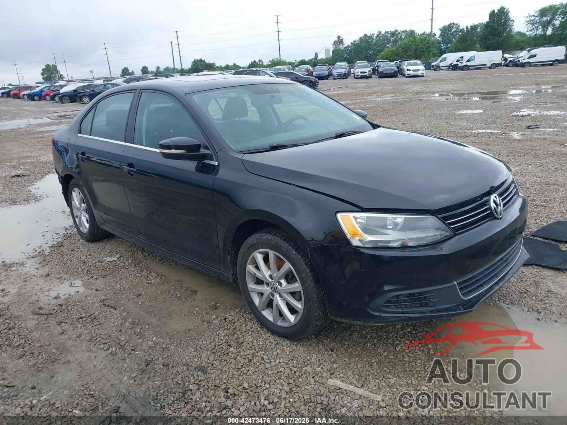 VOLKSWAGEN JETTA 2013 - 3VWDX7AJ1DM352551