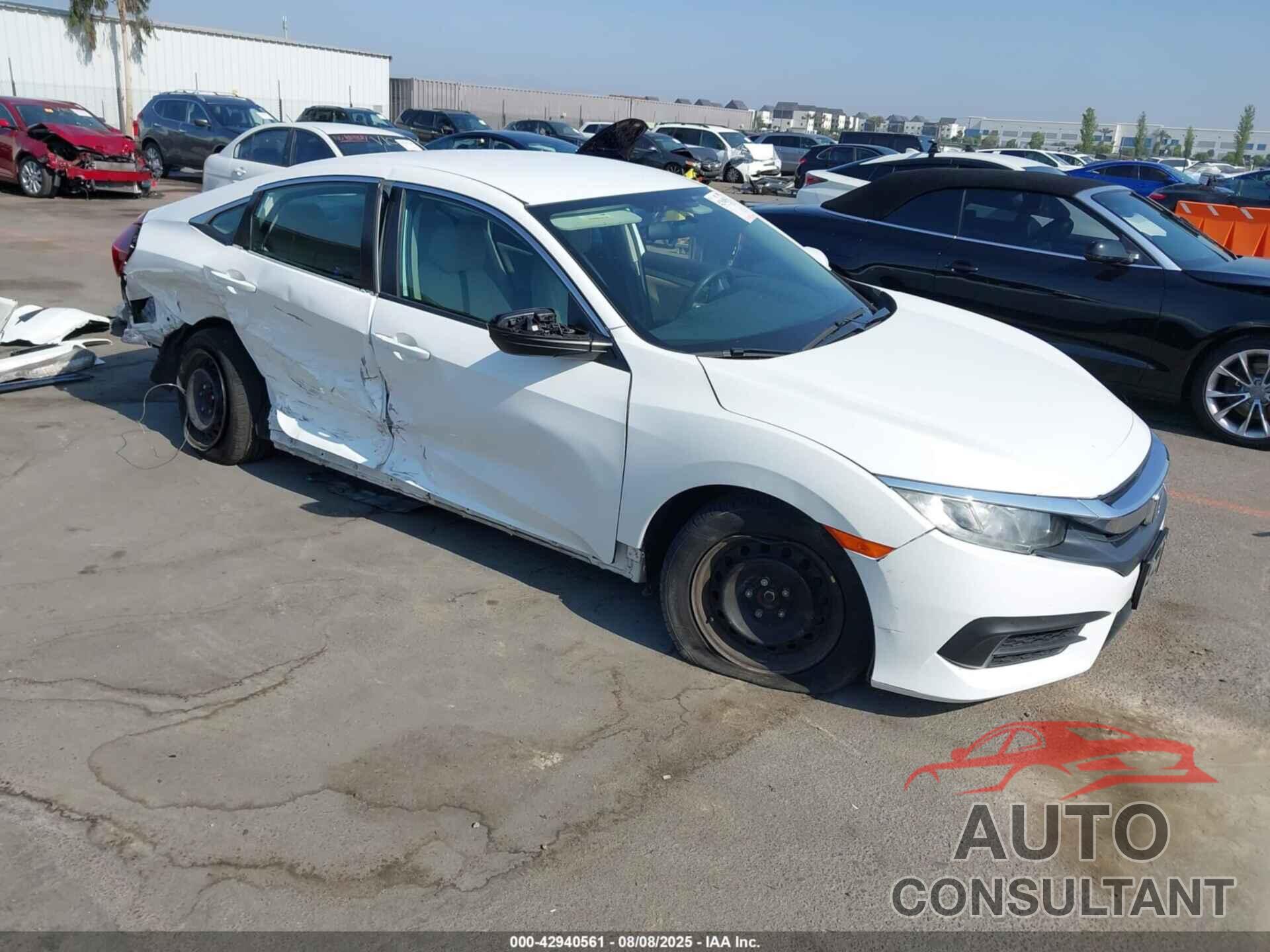 HONDA CIVIC 2018 - 19XFC2F51JE204606